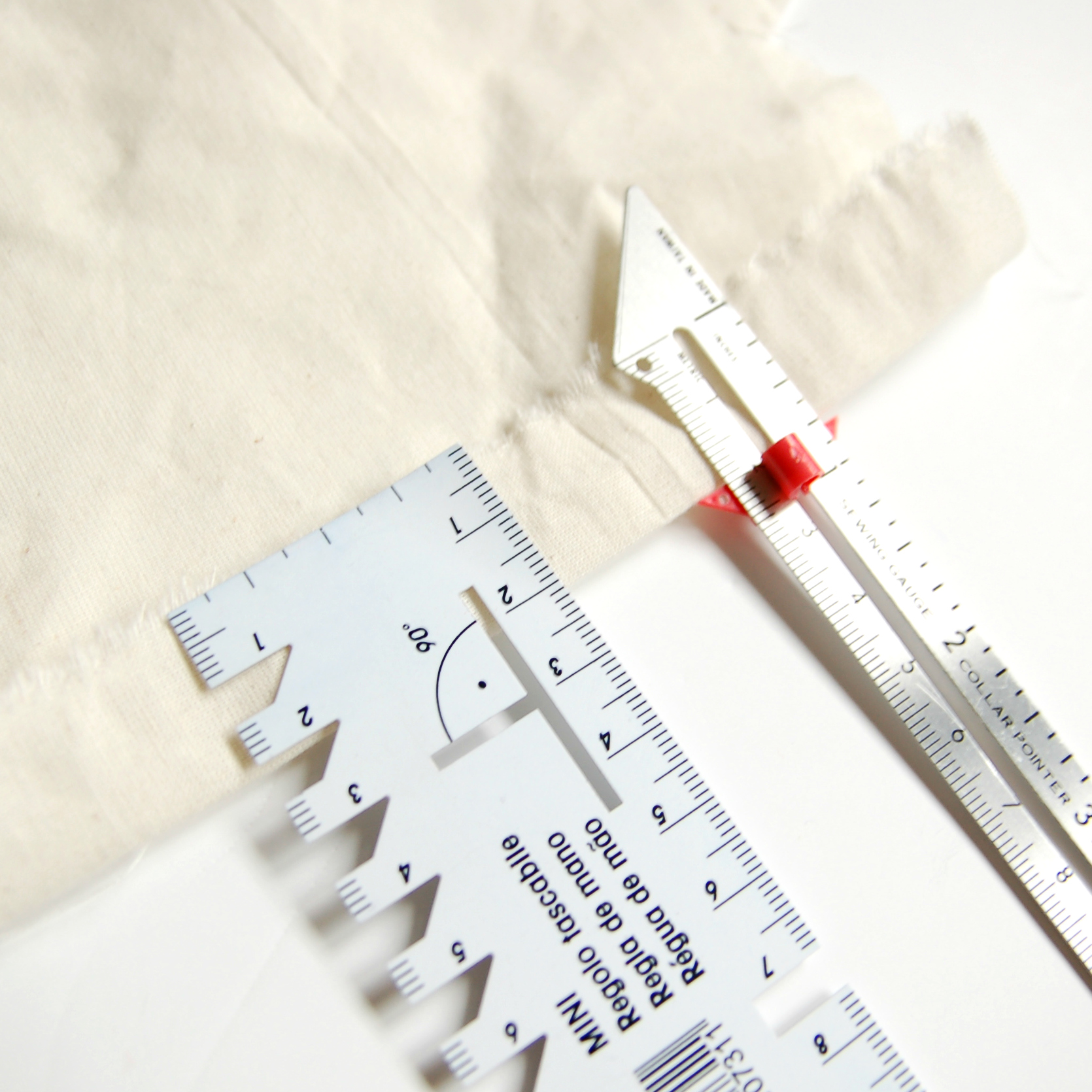  Tailors - Kit de pinzas de costura para costura, kit de  herramientas de costura profesional que incluye herramientas de marcadores de  tela de coser, kit de removedor de hilo y desgarrador