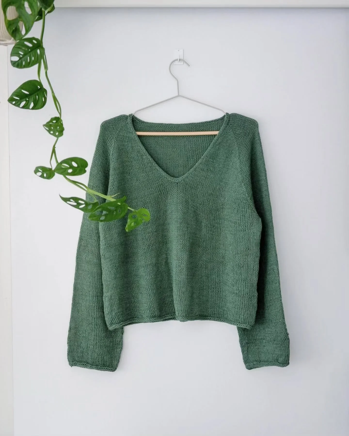 I was knitting two sweaters at the same time since last summer, which took forever... but now I finished two big projects almost simultaneously 😊.&nbsp;

This is #cumulusblouse (pattern by @petiteknit) in yarn called Balada (merino + silk) by @rosar