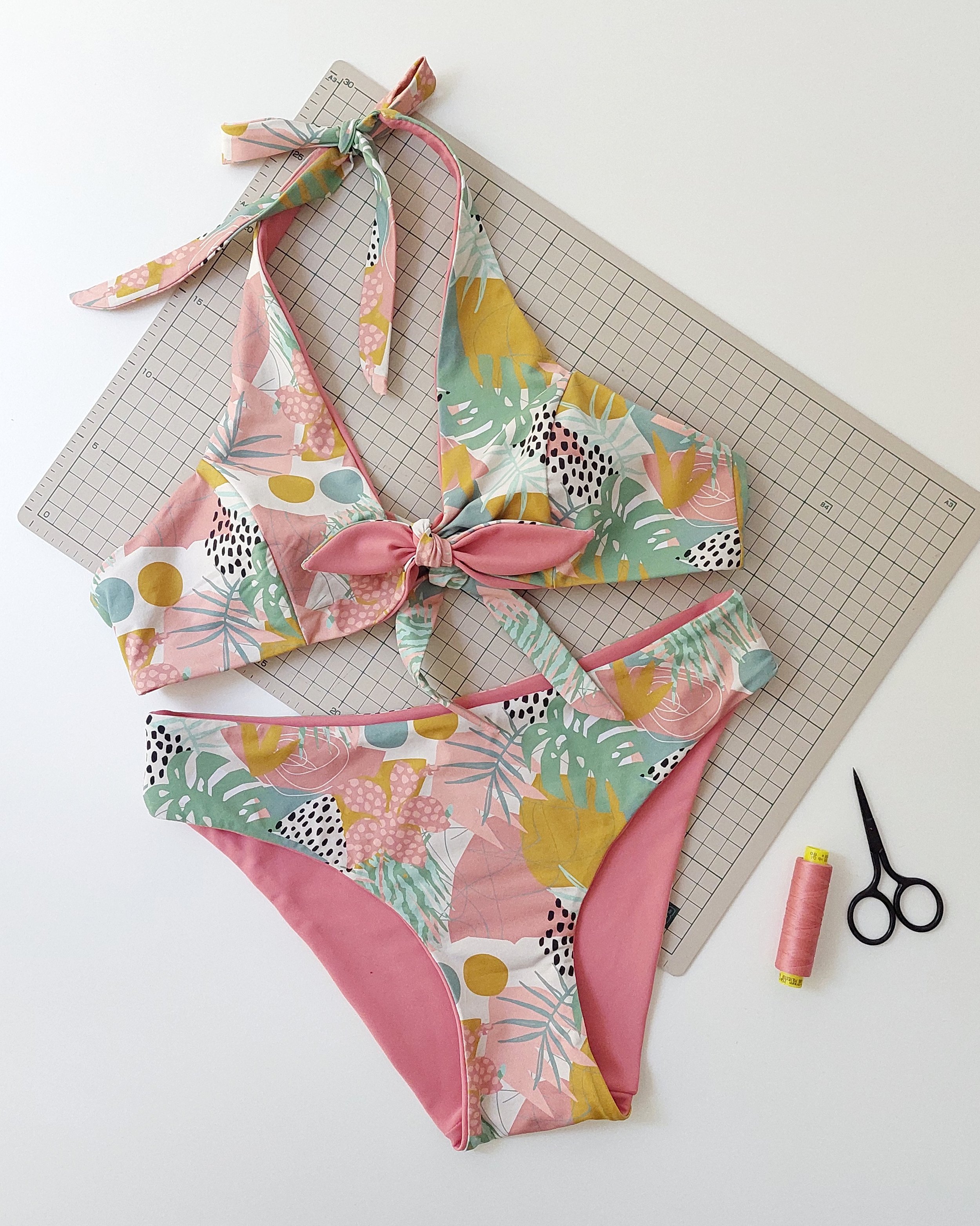 Pattern hack: how to sew a reversible Hanna bikini // Modificación de patón: cómo coser el bikini Hanna reversible