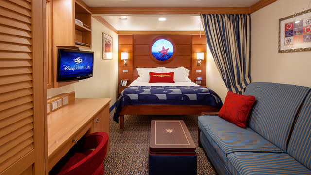 DISNEY CRUISE LINES DREAM12.png