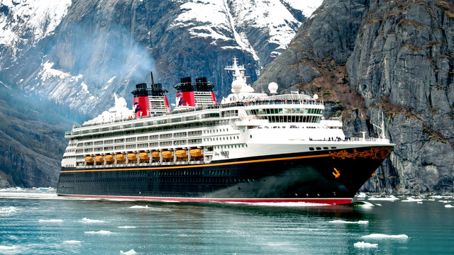 DISNEY CRUISE LINES WONDER.png