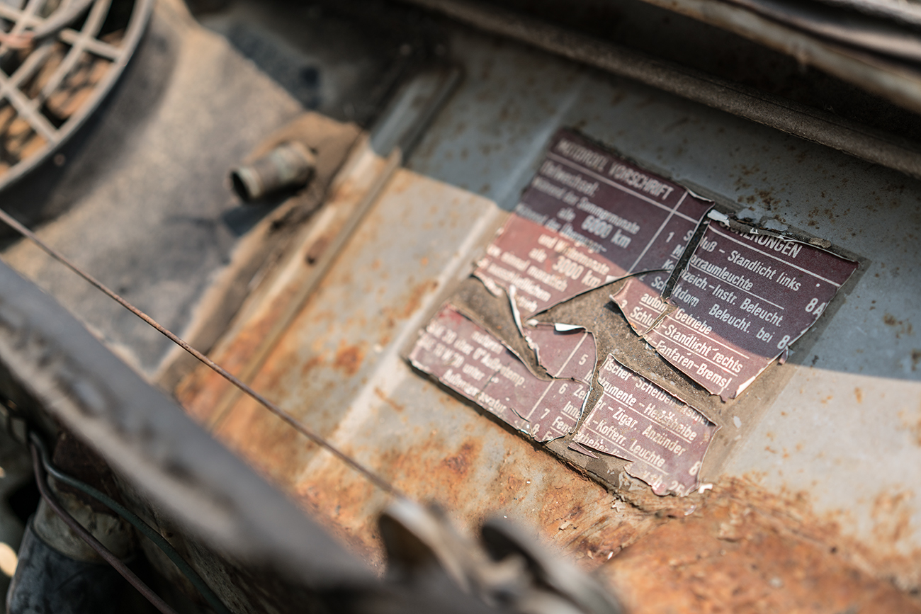 Monterey_Car_Week_Rusty_German_Car_Label_Jordan_Reeder.jpg