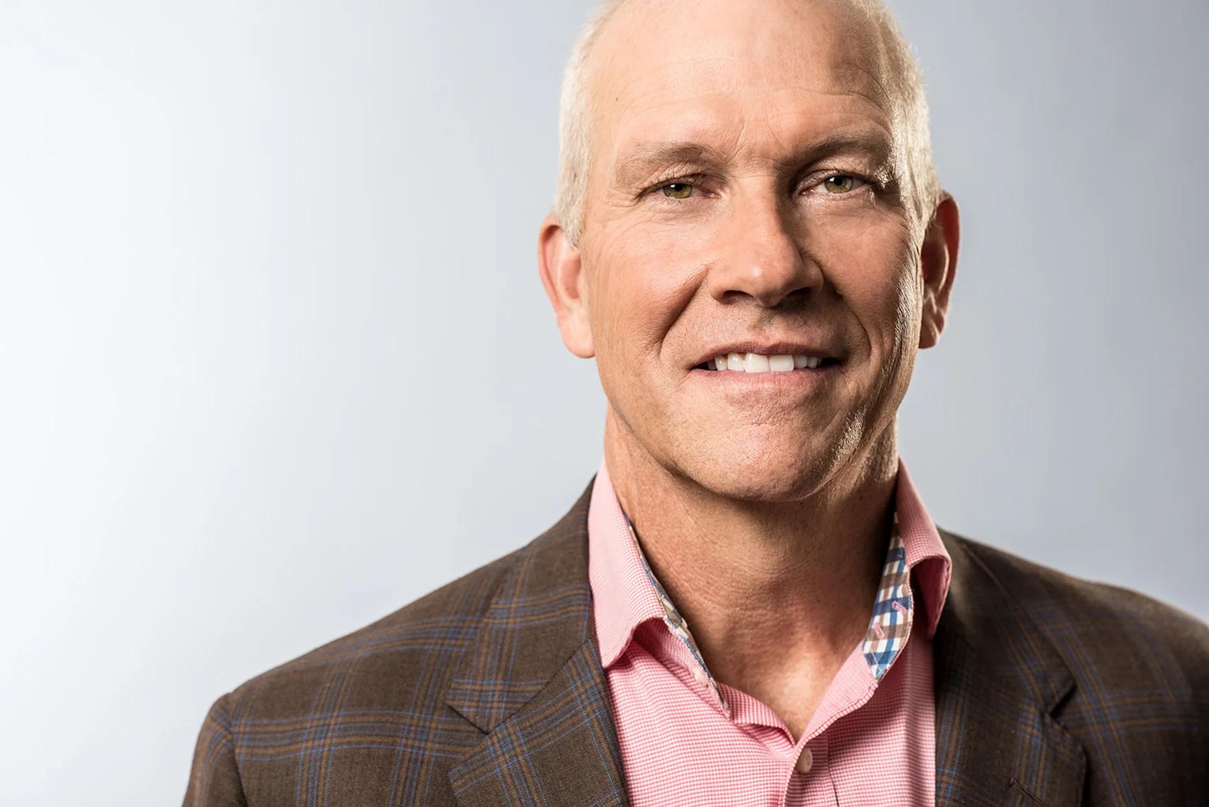 Jordan_Reeder_POR_002_Hitachi-CEO.jpg