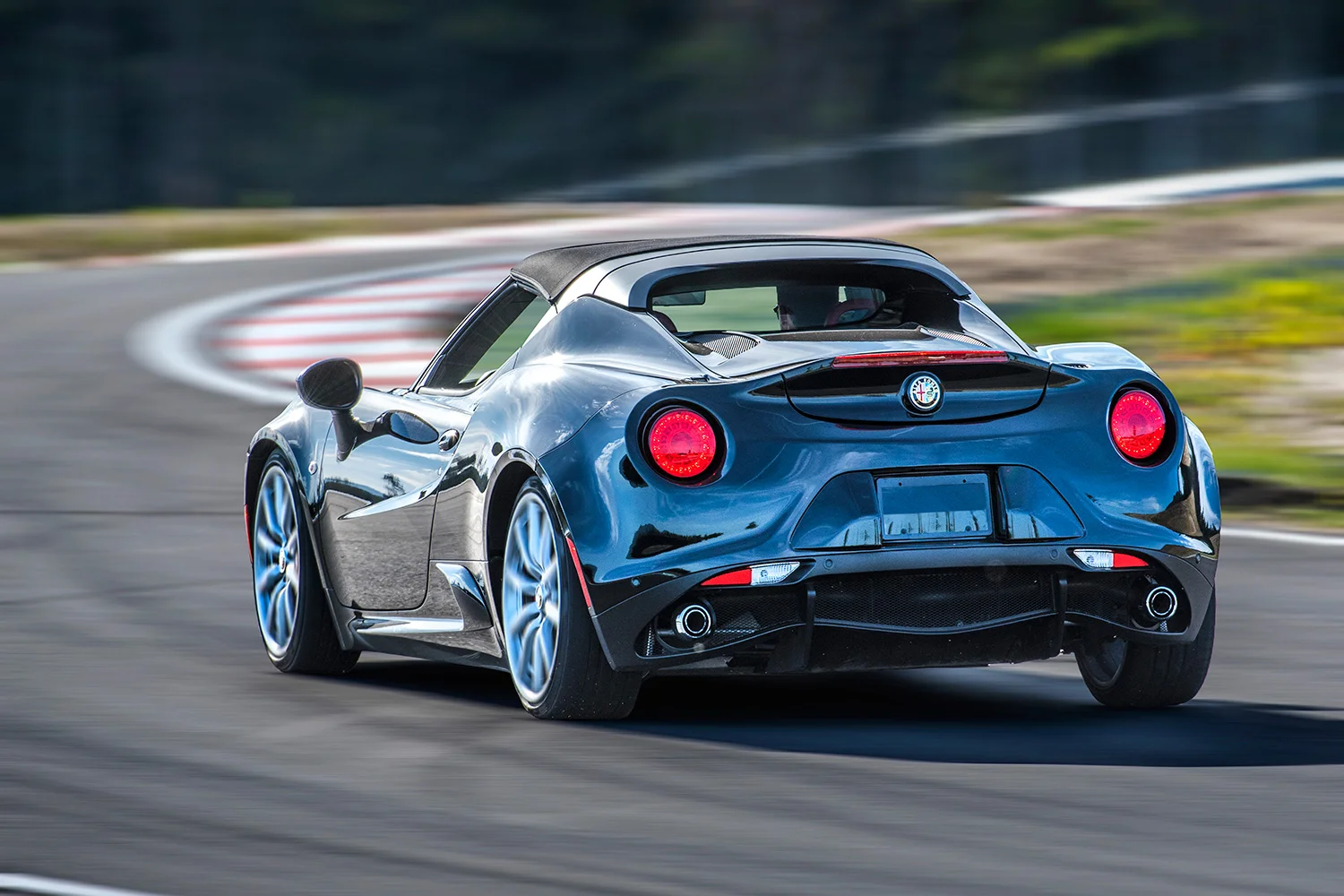 Alfa Romeo 4C canvas print
