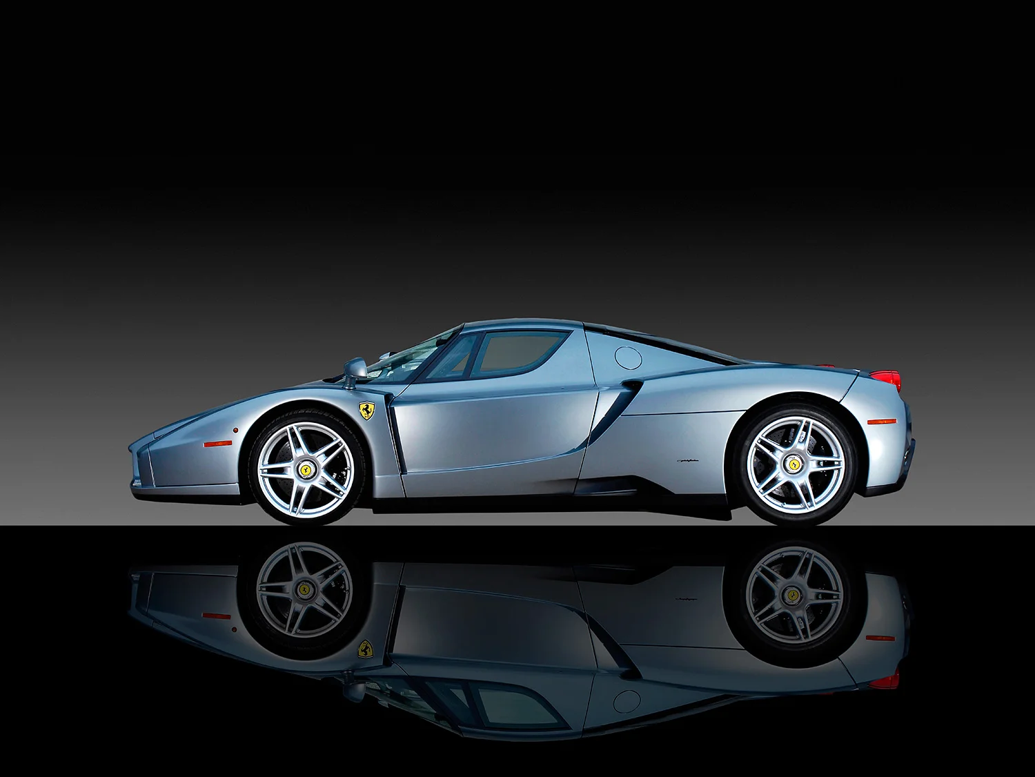 A - Enzo (001).jpg