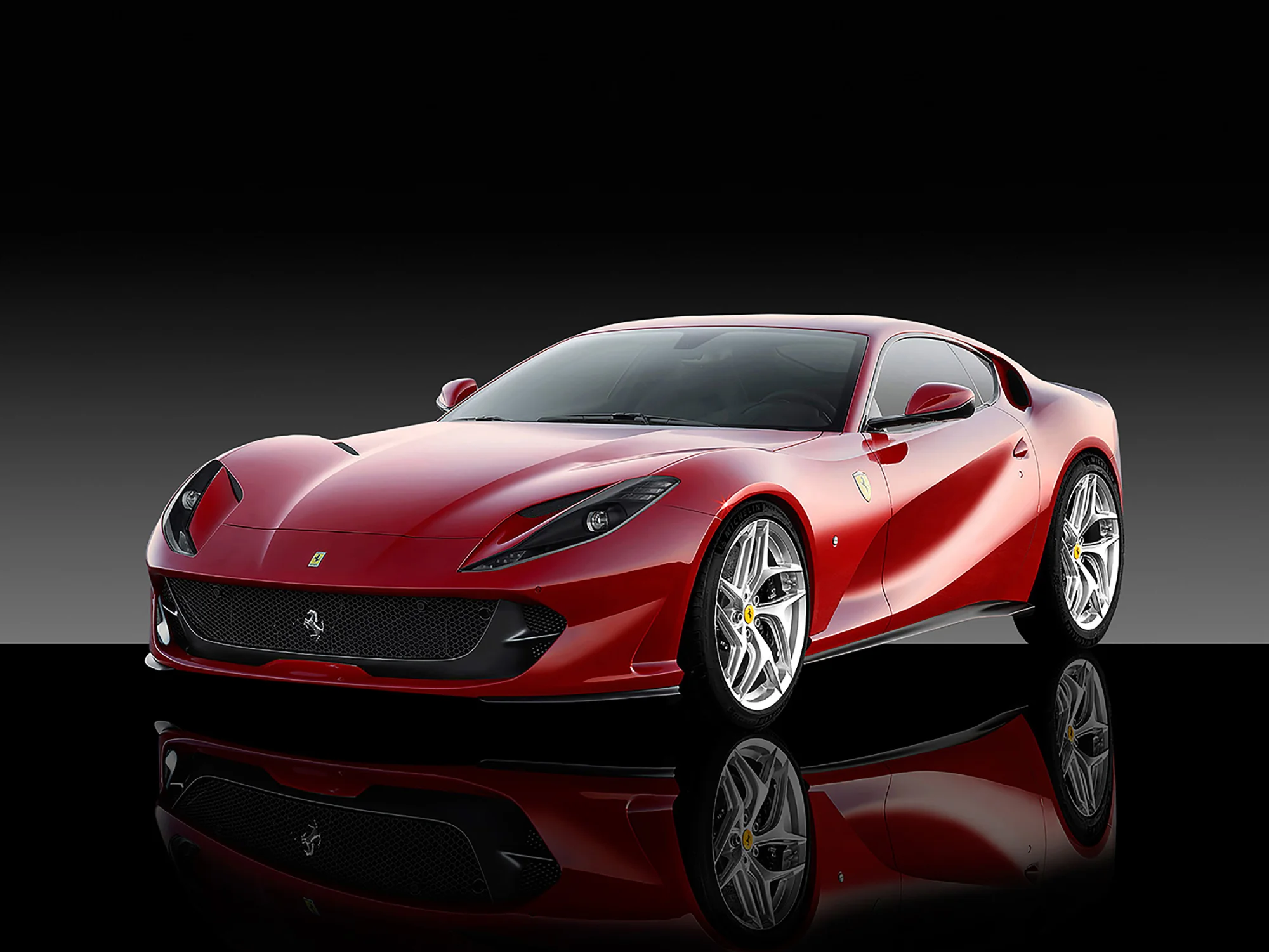 A - 812 Superfast (160).jpg