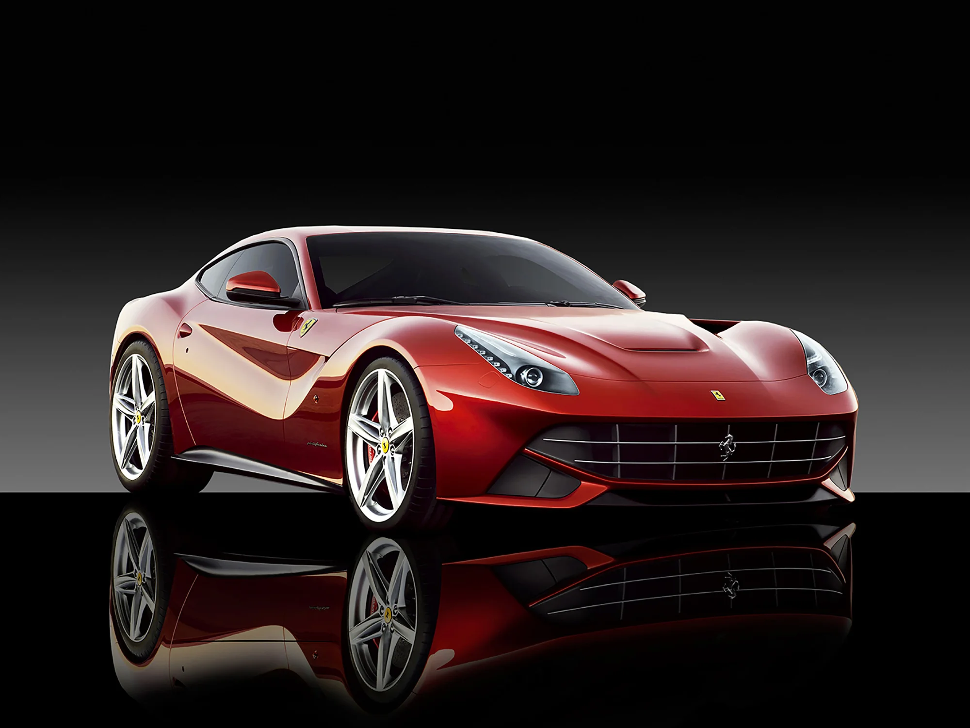 A - F12 Berlinetta (165).jpg