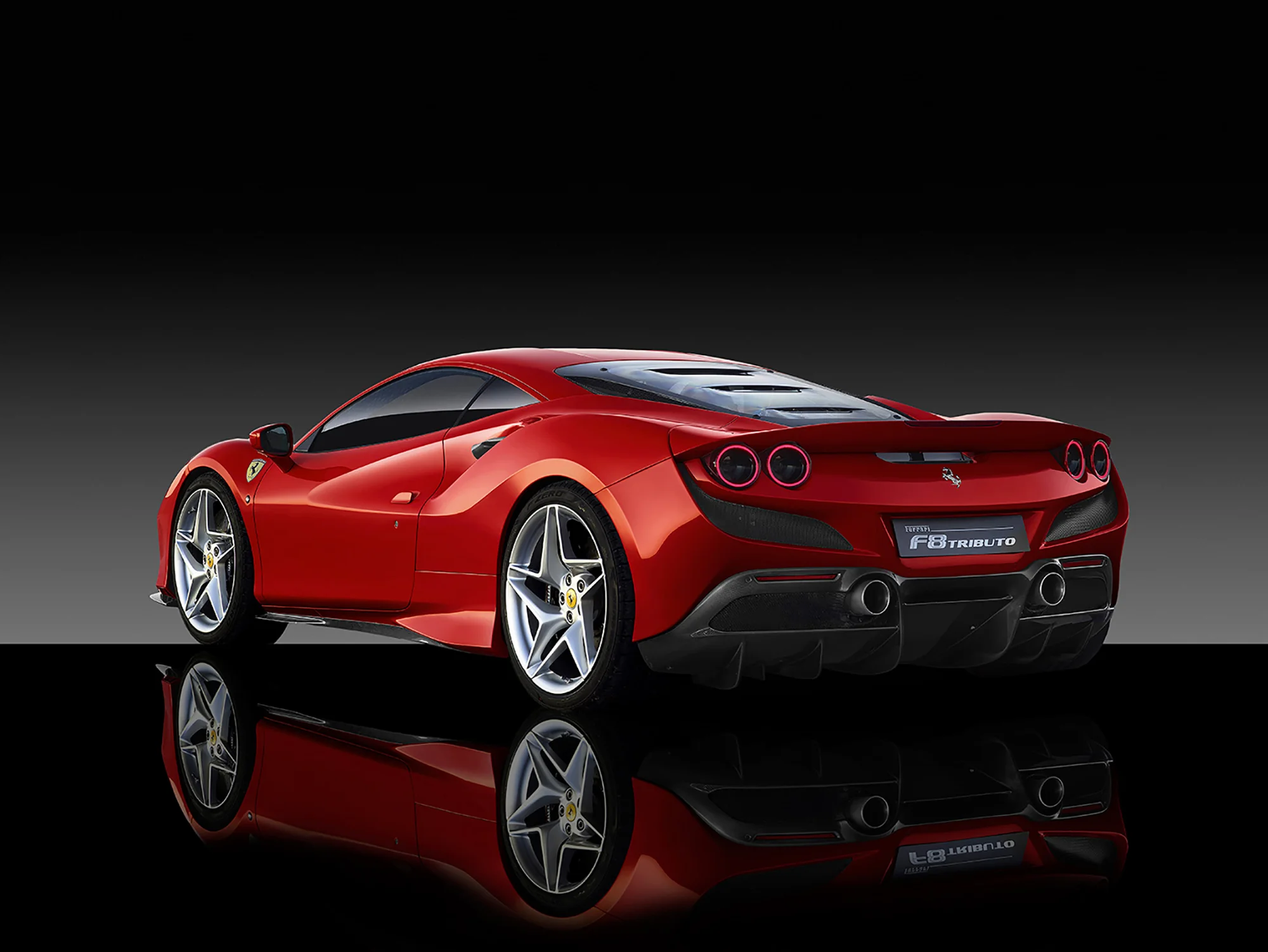 A - F8 Tributo (174).jpg