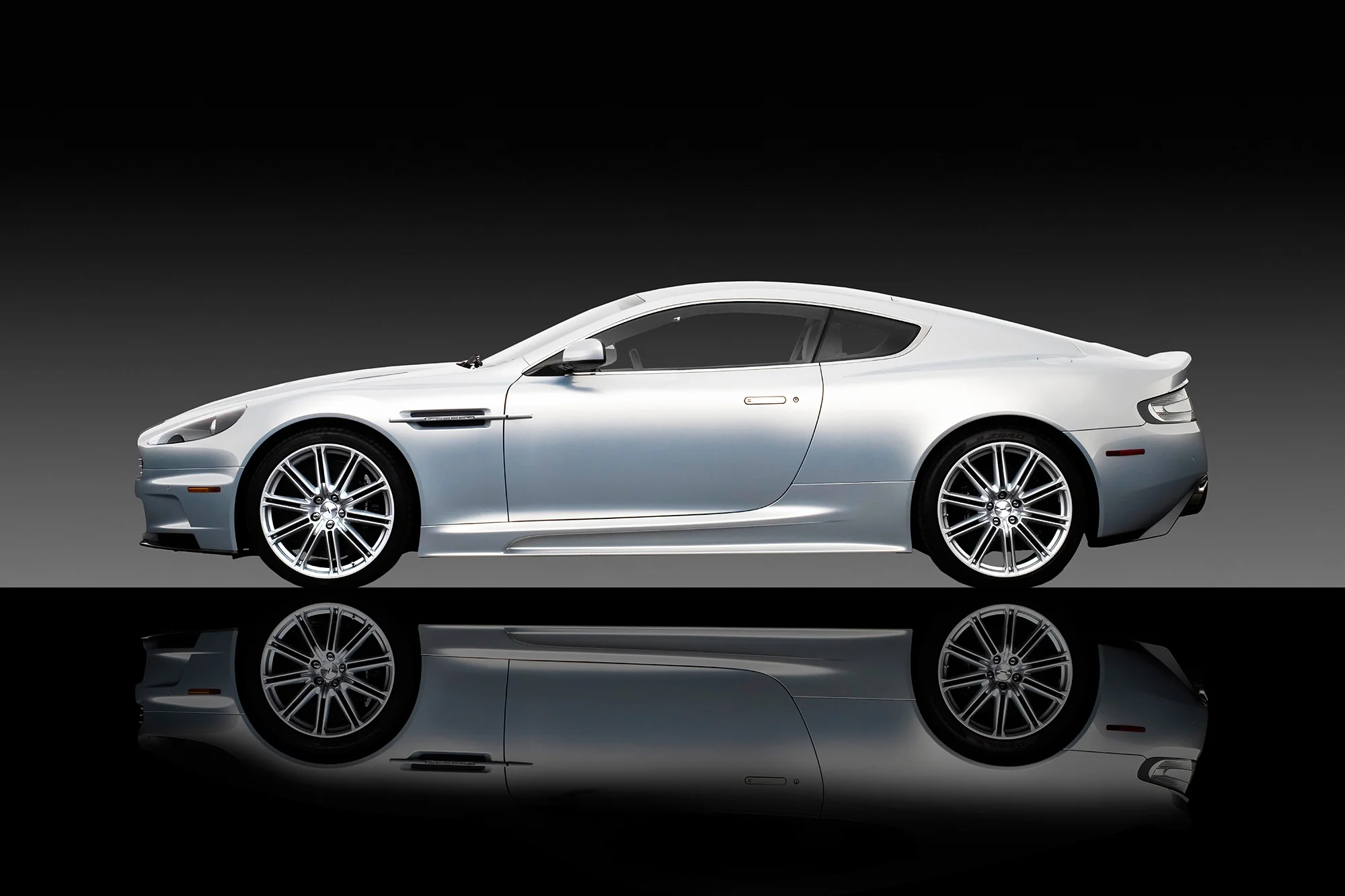 Aston-DBS-(003)-comp.jpg