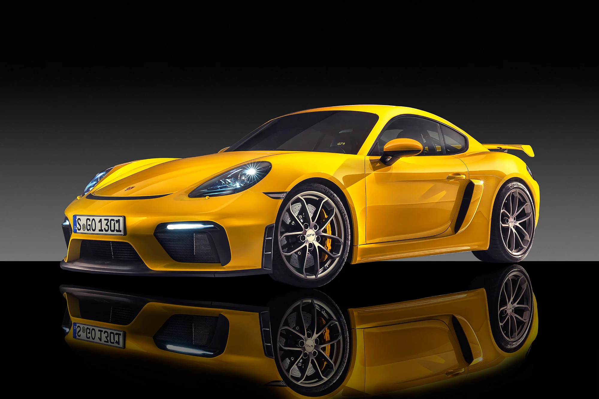 718-Cayman-GT4-(010)-comp.jpg