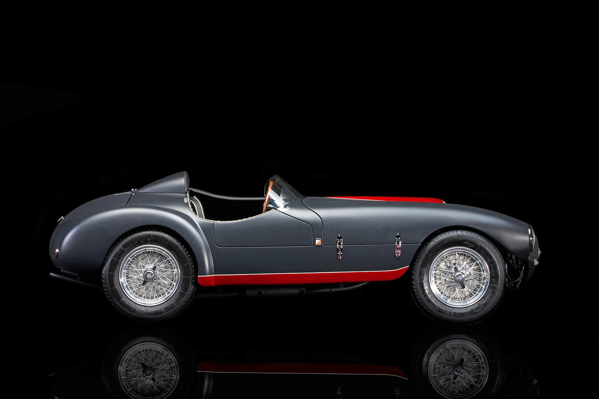 A # 521 166 MM:53 web.jpg