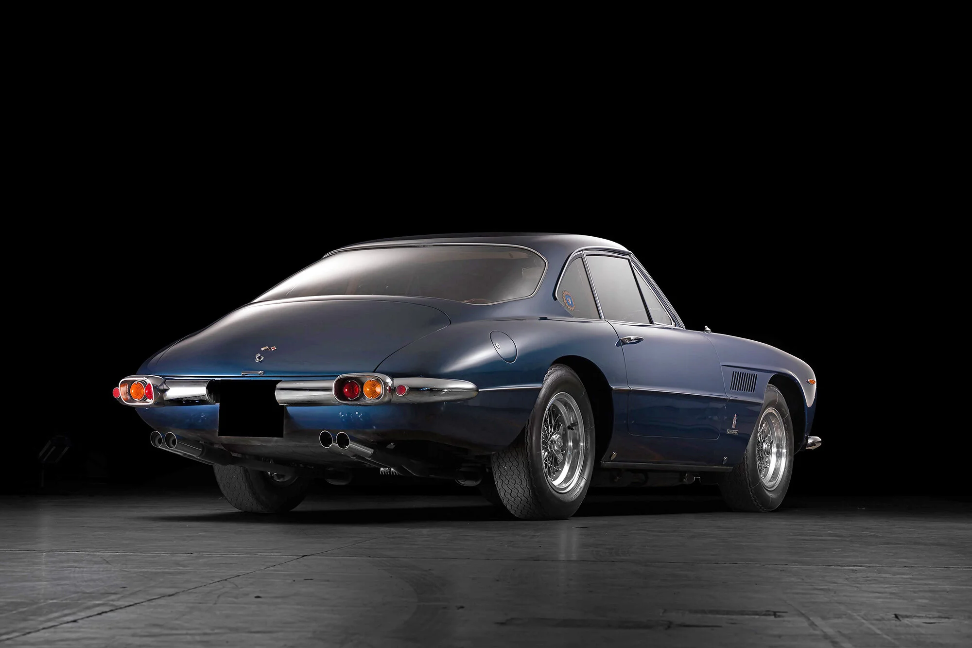 A 522 Ferrari 400 Superamerica web.jpg