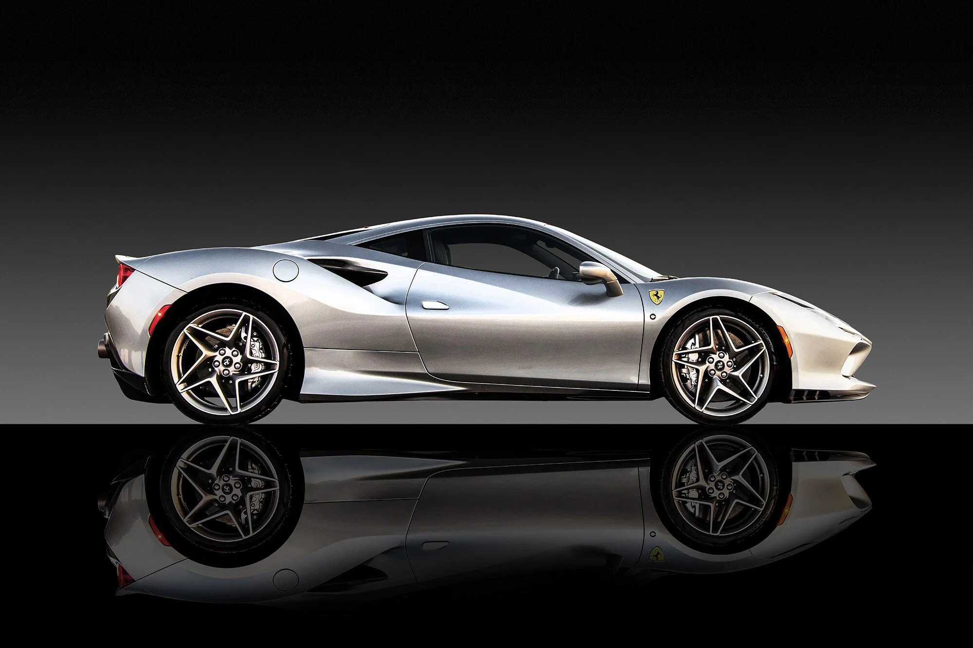 A #569 F8 Tributo  web.jpg