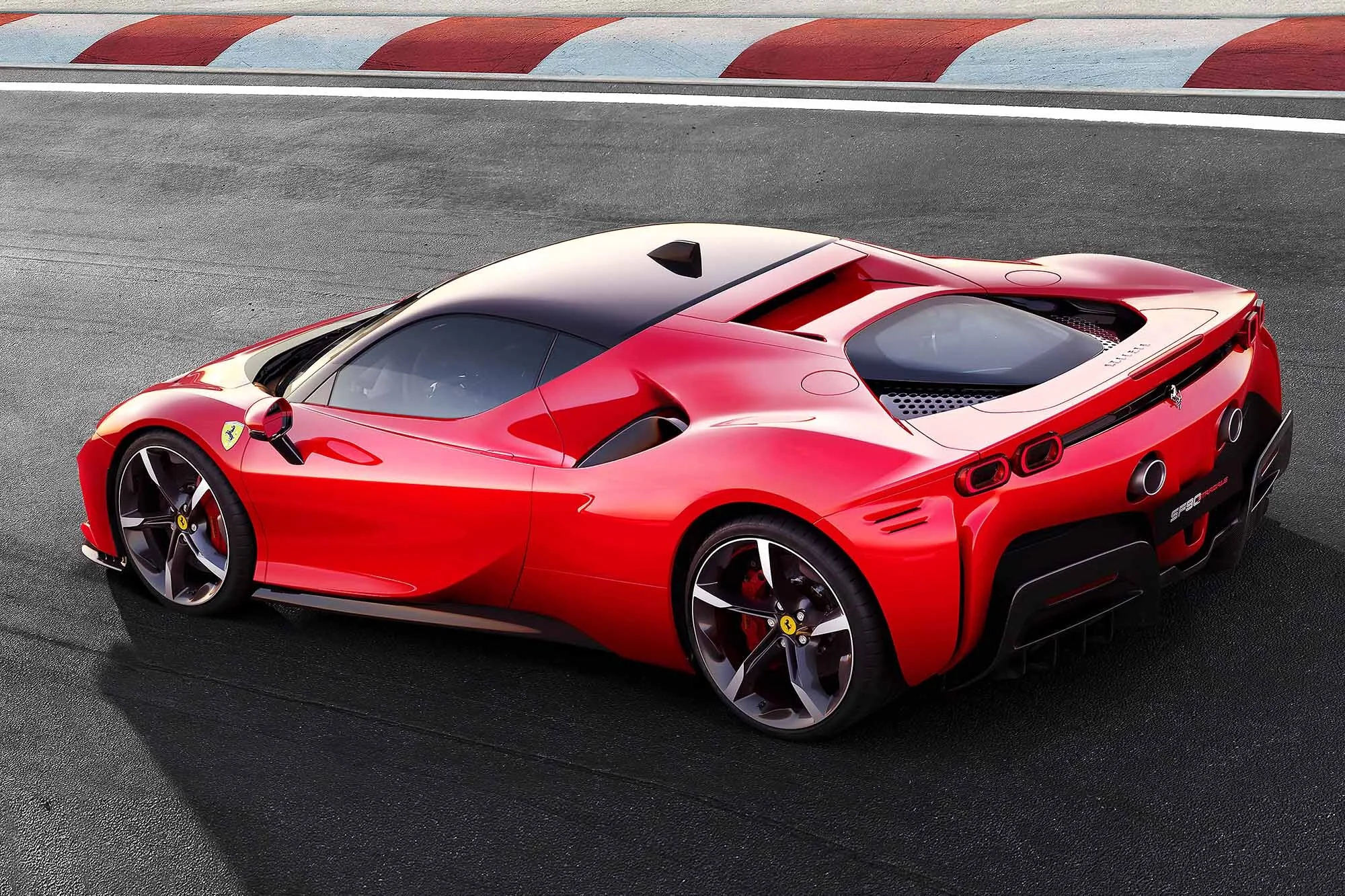 A #661 SF90 Stradale web.jpg