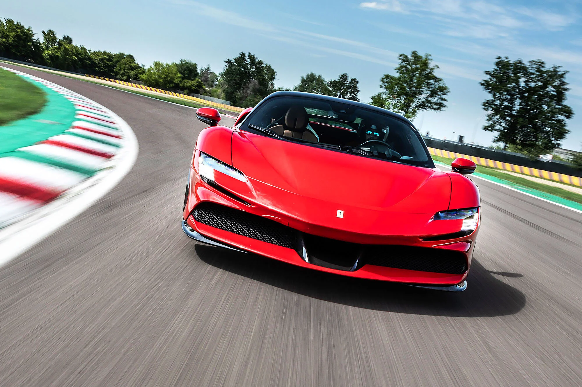 A #670 SF90 Stradale web.jpg
