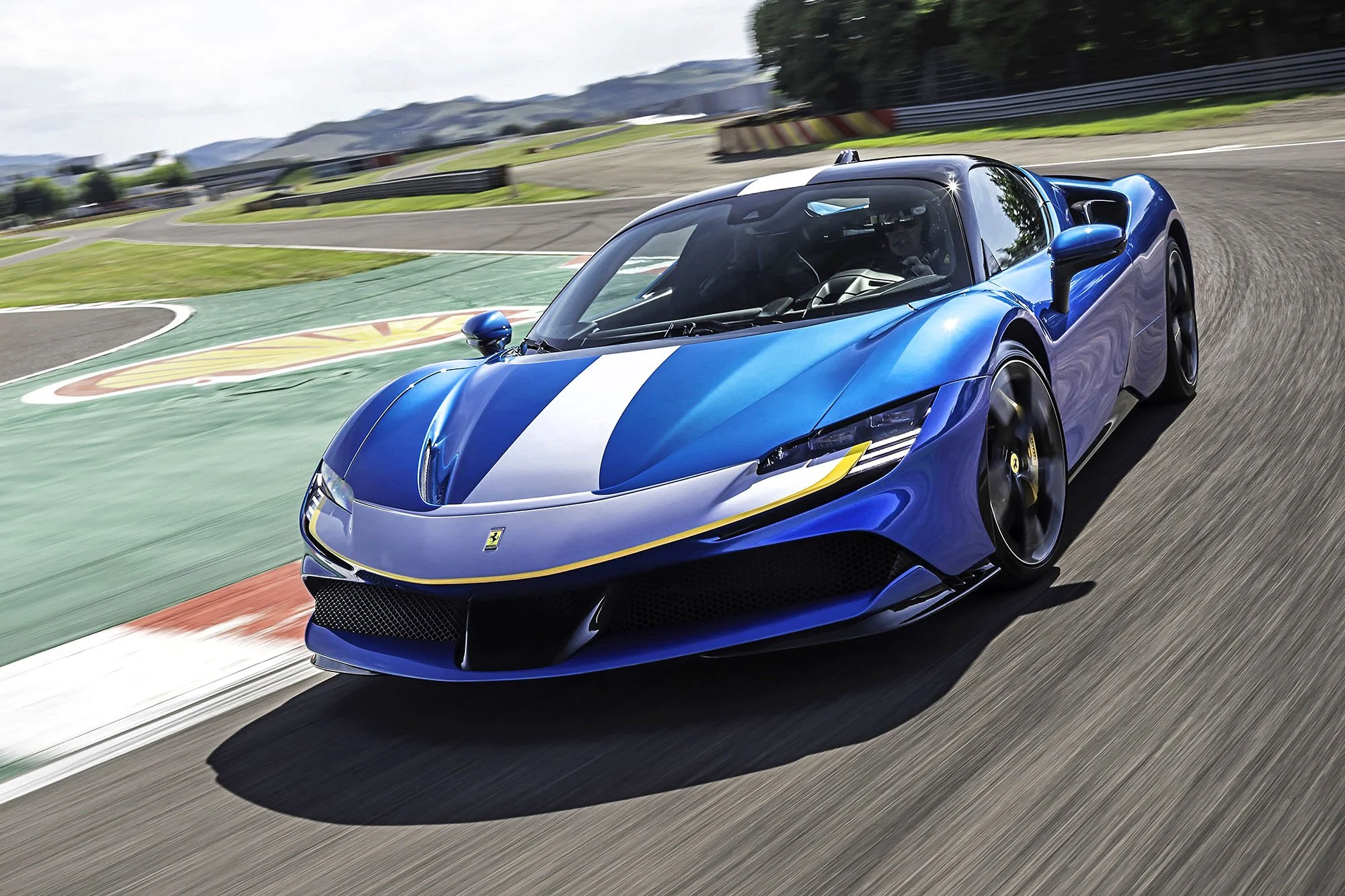 A SF90 Assetto Fiorano #926 copy.jpg