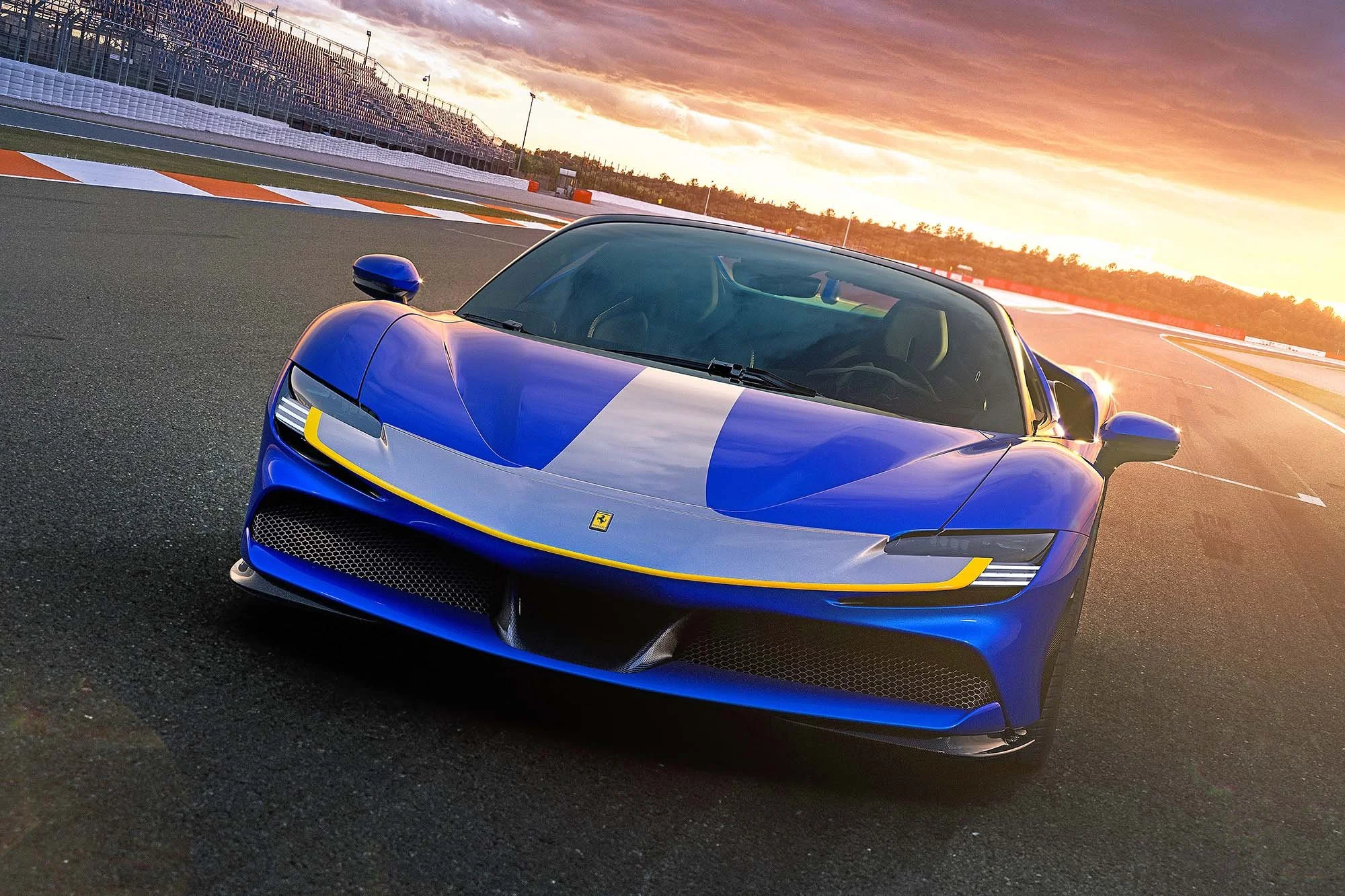 A SF90 Assetto Fiorano #927 copy.jpg