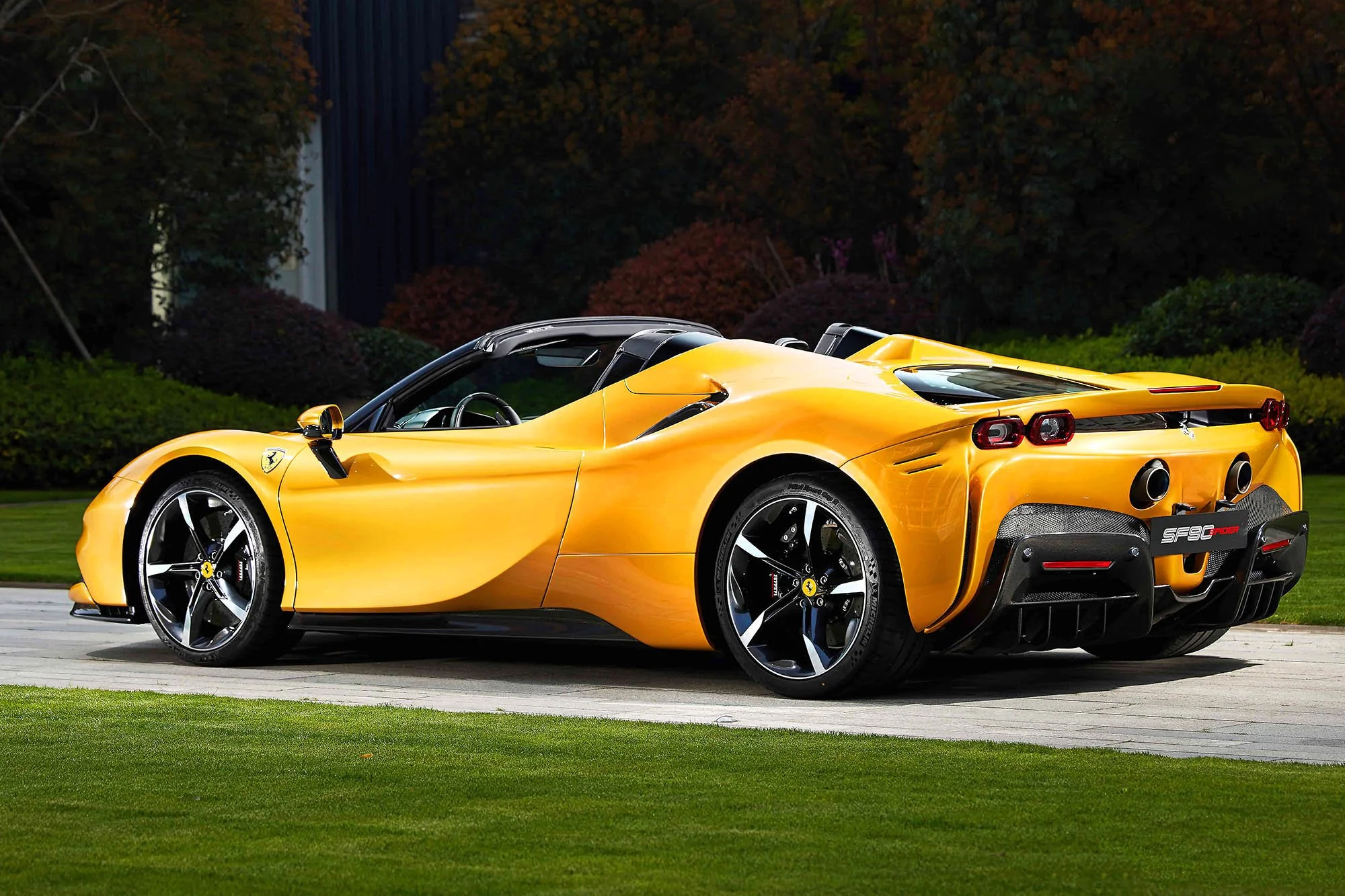 A SF90 Spider #931 copy.jpg
