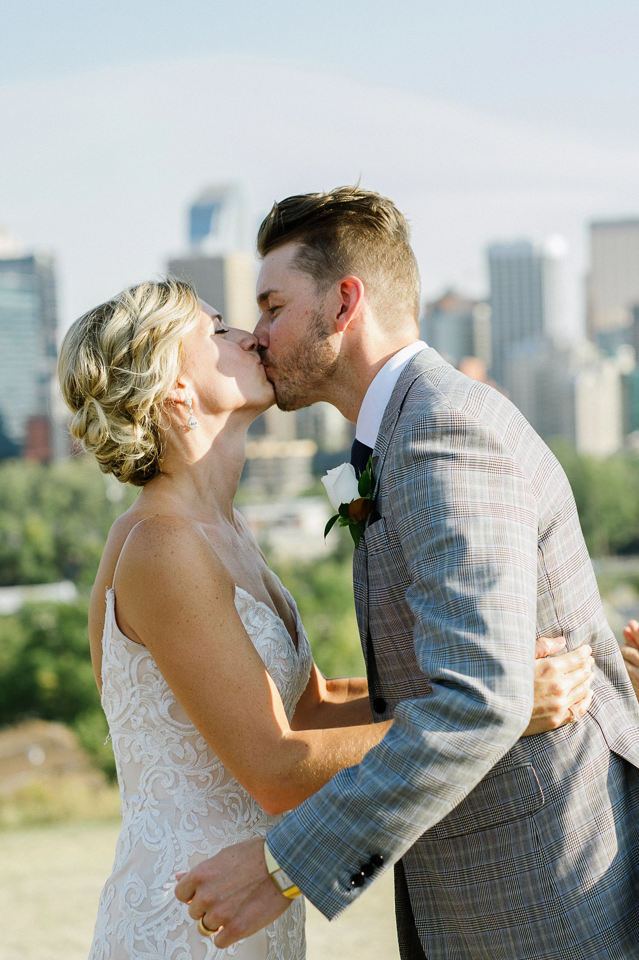 Calgary_Wedding_Photography_Melanie_Jeremy_Elopement_2017 0100.jpg