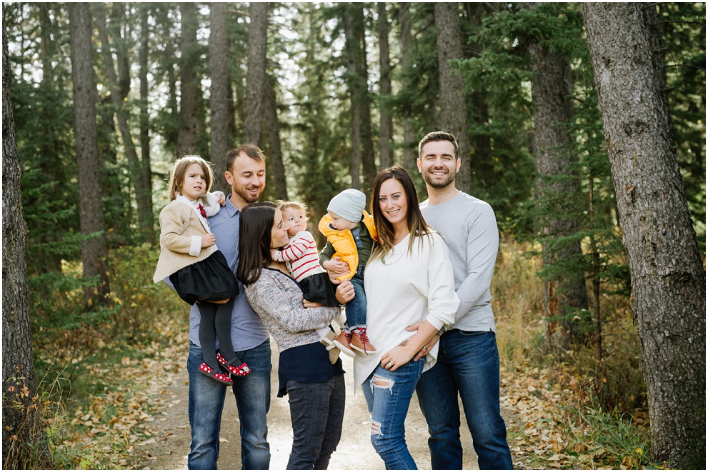 Lojo Outdoor Family Portraits