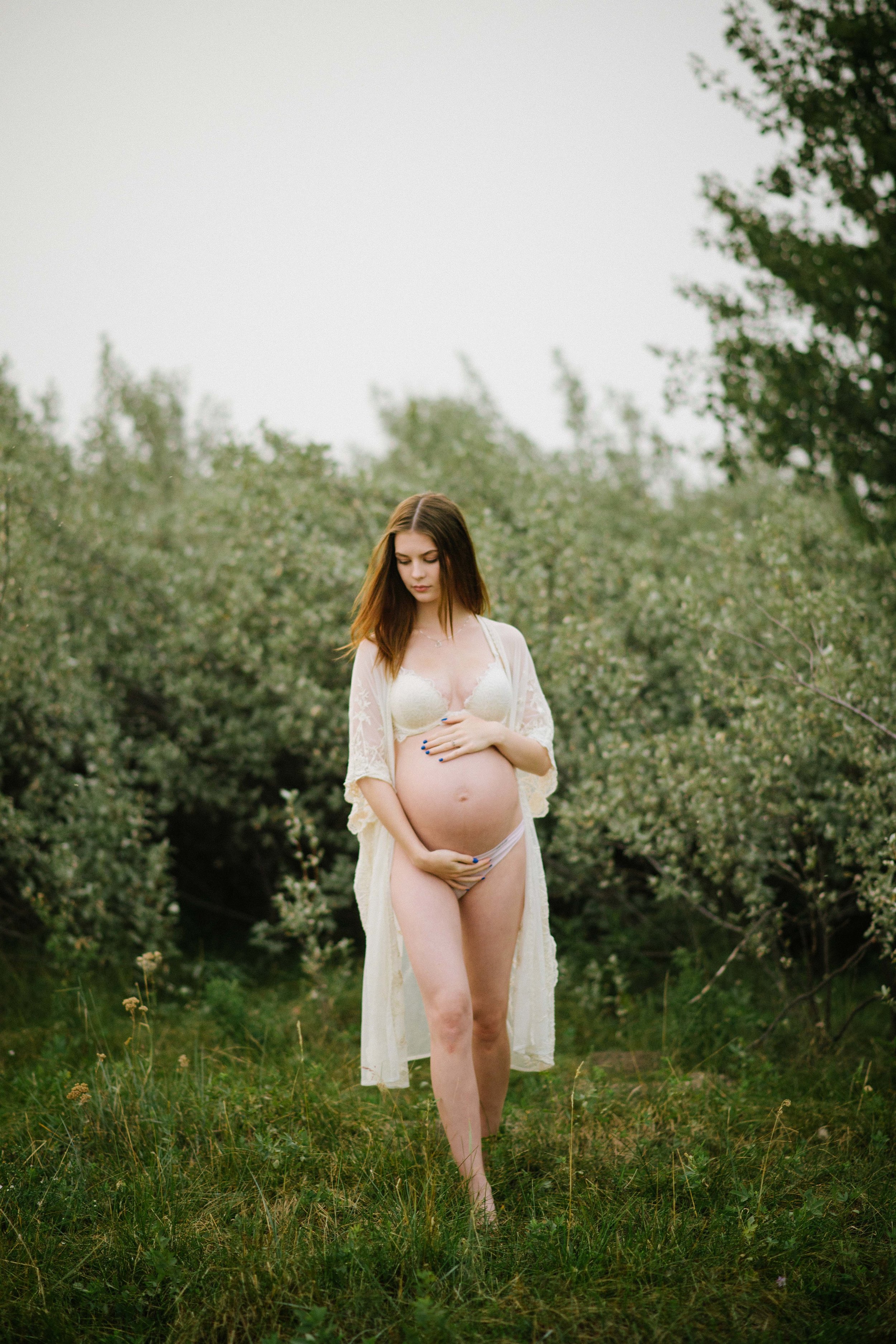 Christy-D-Swanberg-Photography-Calgary-maternity-lifestyle-portraits-family-baby-05.jpg