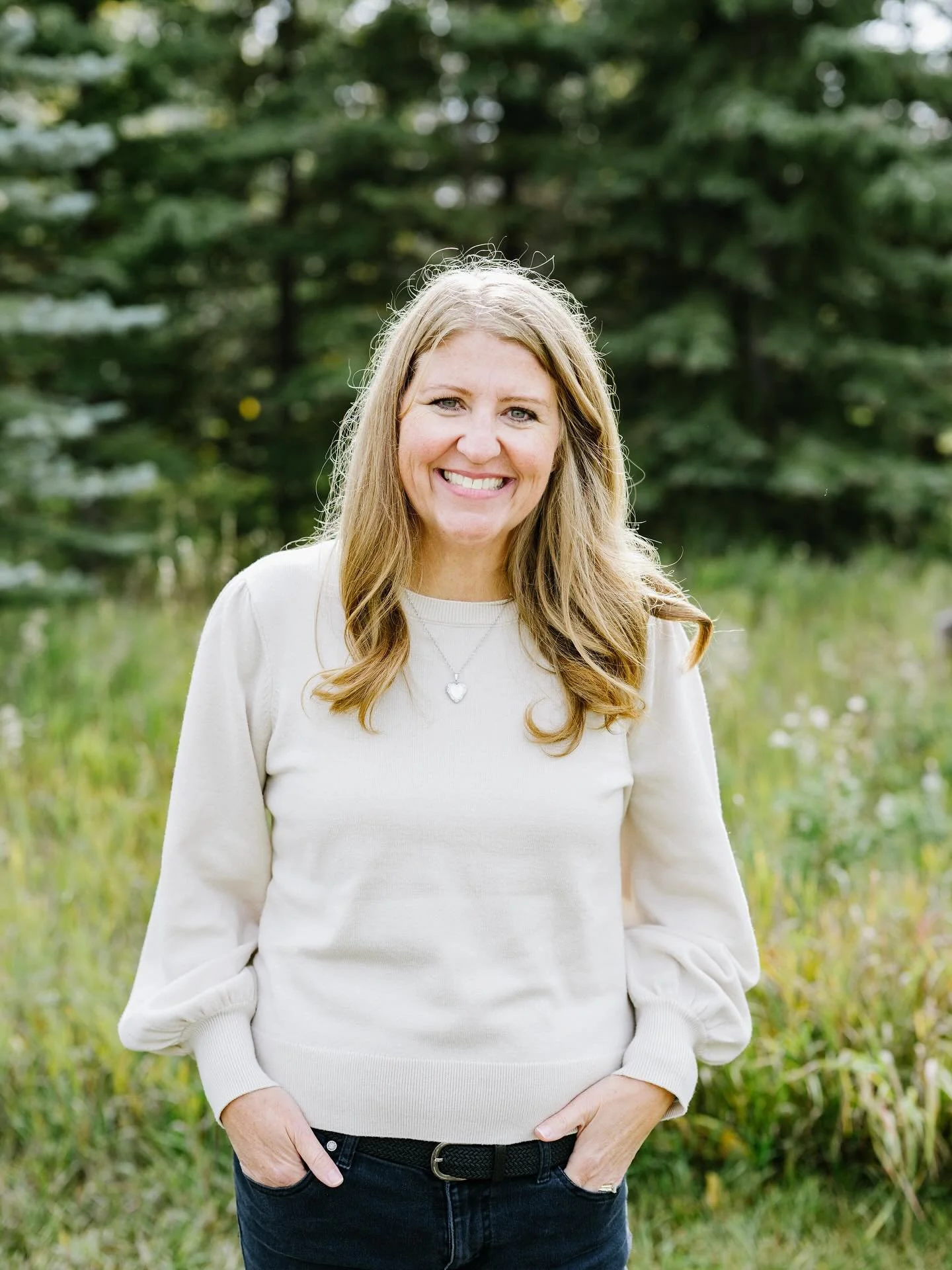 The beauty is one of a kind. 
.
.
Thanks for having me capture your ENTIRE family on both sides!!! XO @klthack 
#yyclifestylephotographer #yycfamilyphotographer #yyclifestylephotography #yycfamilyphotography #calgaryfamilyphotographer #calgarylifesty