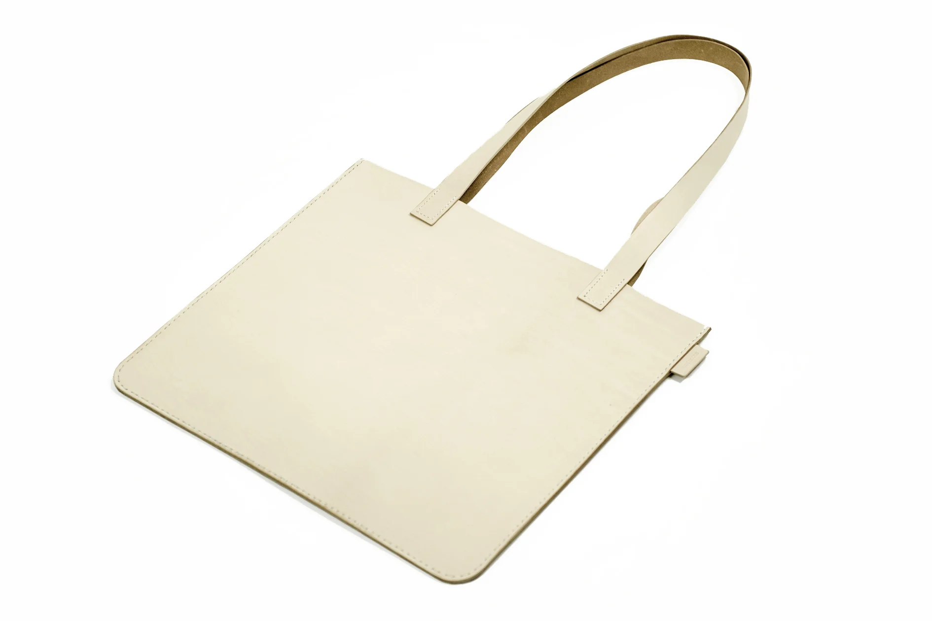Leather bag and accessory brand focused on telling stories through minimal and timeless design - handmade in East London