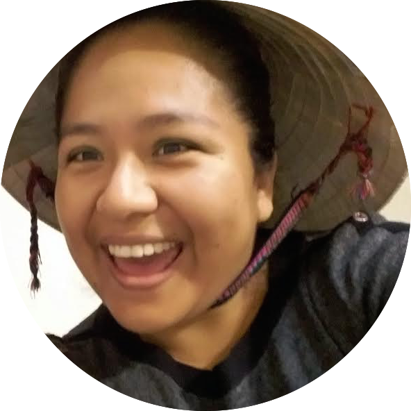 Aurea Altamirano// Creciendo con Aurea I was born in Lima- Peru. I studied my elementary years in the public School Los Reyes Rojos de Chorrillos where we used to sit on bricks and fix light bulbs on our own, a mucha honra. My high school years at Sagrado Corazon-Chalet were like a dream, where next to the breeze I learned to have a friend in Jesus and Virgin Maria. I graduated from Federico Villarreal National University which sent us to the most secret places of Lima to work with children. I was a street vendor, preschool teacher, immigrant, second language speaker, homesick but also I am a lover of my new home, Bay Area, first-time mother and a dreamer that my baby boy will have a better world where to live and love. Hopefully, my two cents get me closer to my goal Nací en Lima, Perú. Estudié mis años de primaria en Los Reyes Rojos de Chorrillos, donde solíamos sentarnos en ladrillos y arreglar las bombillas por nuestra cuenta, a mucha honra. Mis años de escuela secundaria en Sagrado Corazon-Chalet fueron como un sueño, donde junto a la brisa aprendí a tener un amigo en Jesús y María Virgen. Me gradué de la Universidad Nacional Federico Villarreal que nos envía a los lugares más secretos de Lima para trabajar con niños. Era vendedor ambulante, maestra de preescolar, inmigrante, hablante de segunda lengua, nostálgica de mi tierra pero también soy una amante de mi nuevo hogar, Berkeley, madre por primera vez y una soñadora de que mi bebé tenga un mundo mejor donde vivir y amar. Sólo espero que mis dos centavos me acerquen a mi meta.