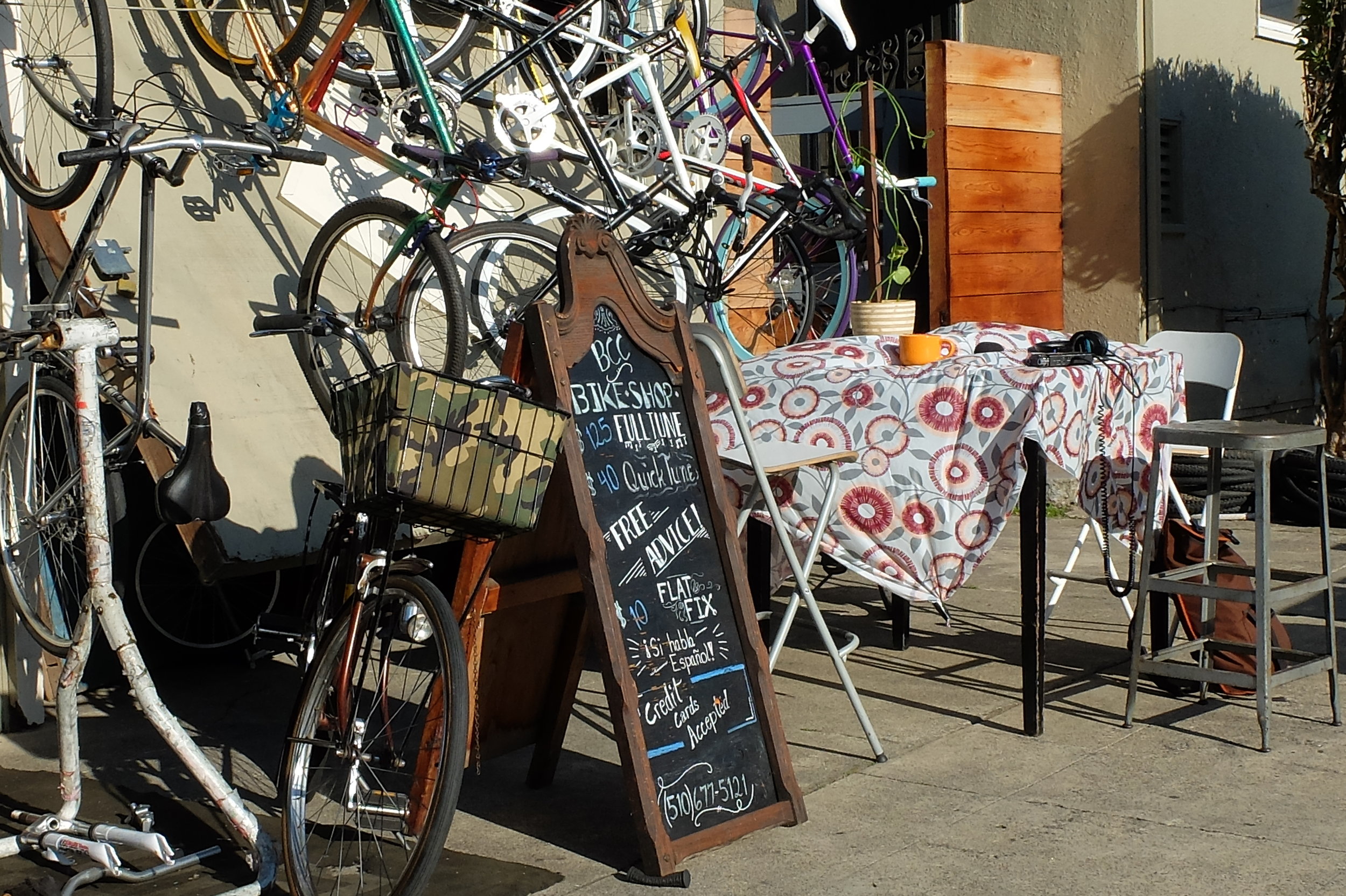  The Towne Cycles (formerly Boonation Custom Cycles) owned by David Boone is located in North Oakland on Genoa and Aileen. 