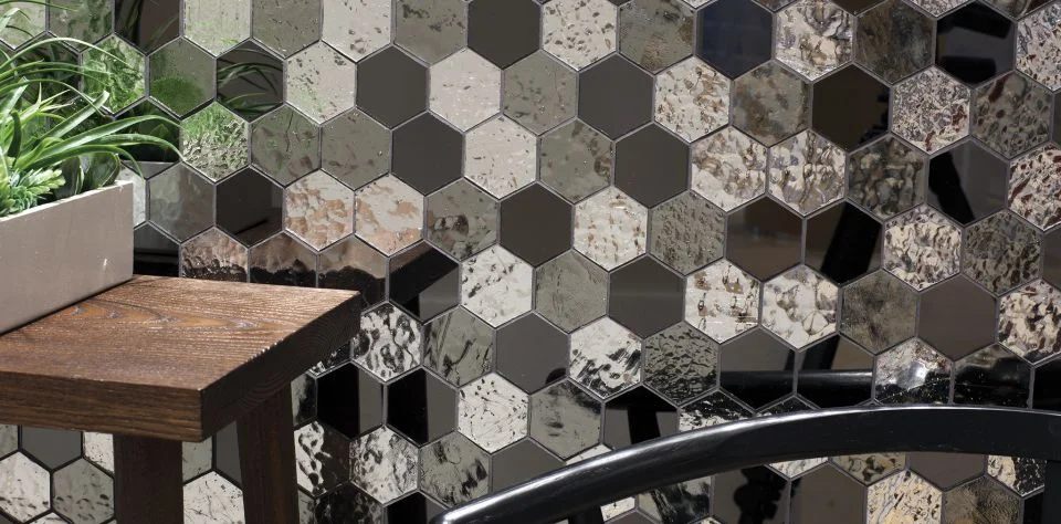 luxe_mirror_hexagon_AMBIENTE_bigs_001 (1).jpg