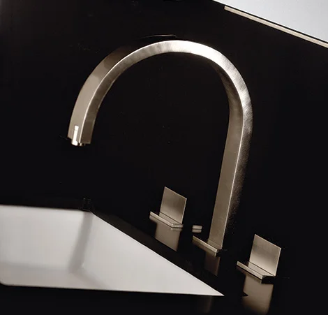 gessi-rettangolo-three-hole-faucet.jpg