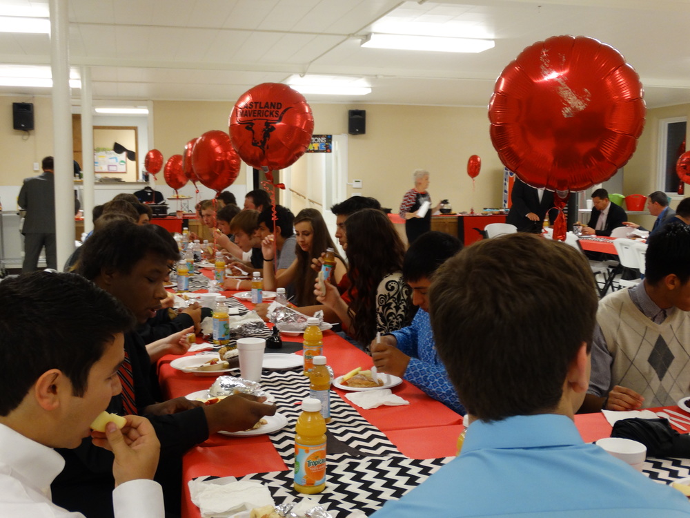Senior+Breakfast+2016+(62).jpeg