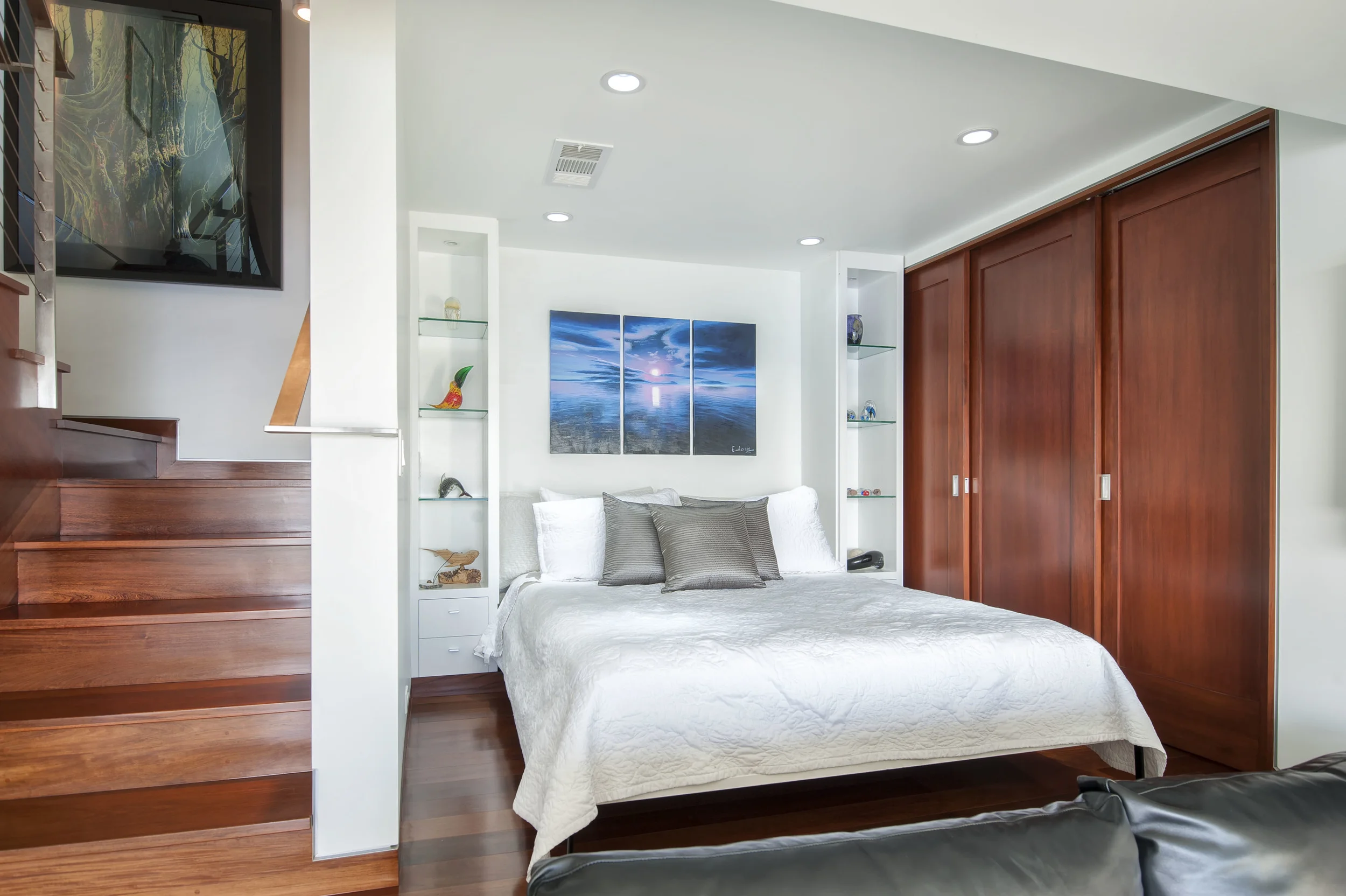 Copy of bed 1.jpg