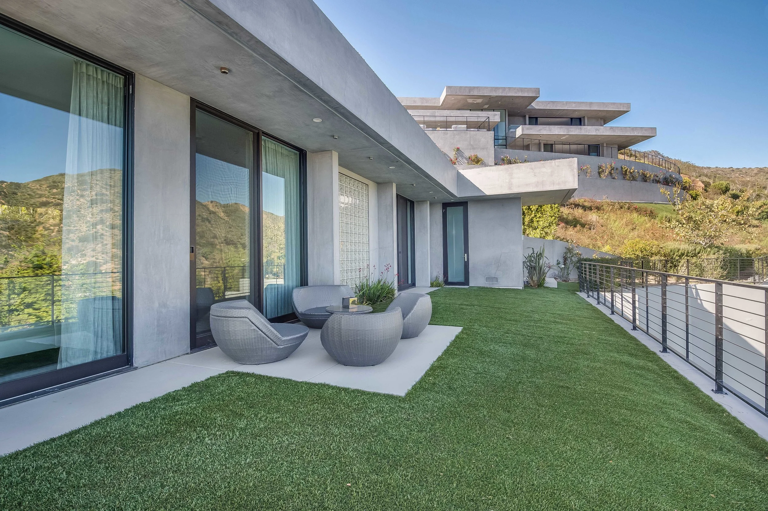 Malibu's Most Modern Masterpiece — The Malibu Life