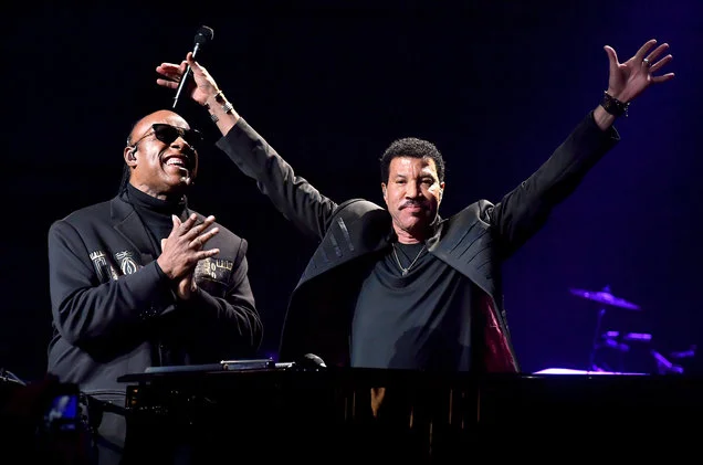 stevie-wonder-lionel-richie-2016-billboard-1548.jpg