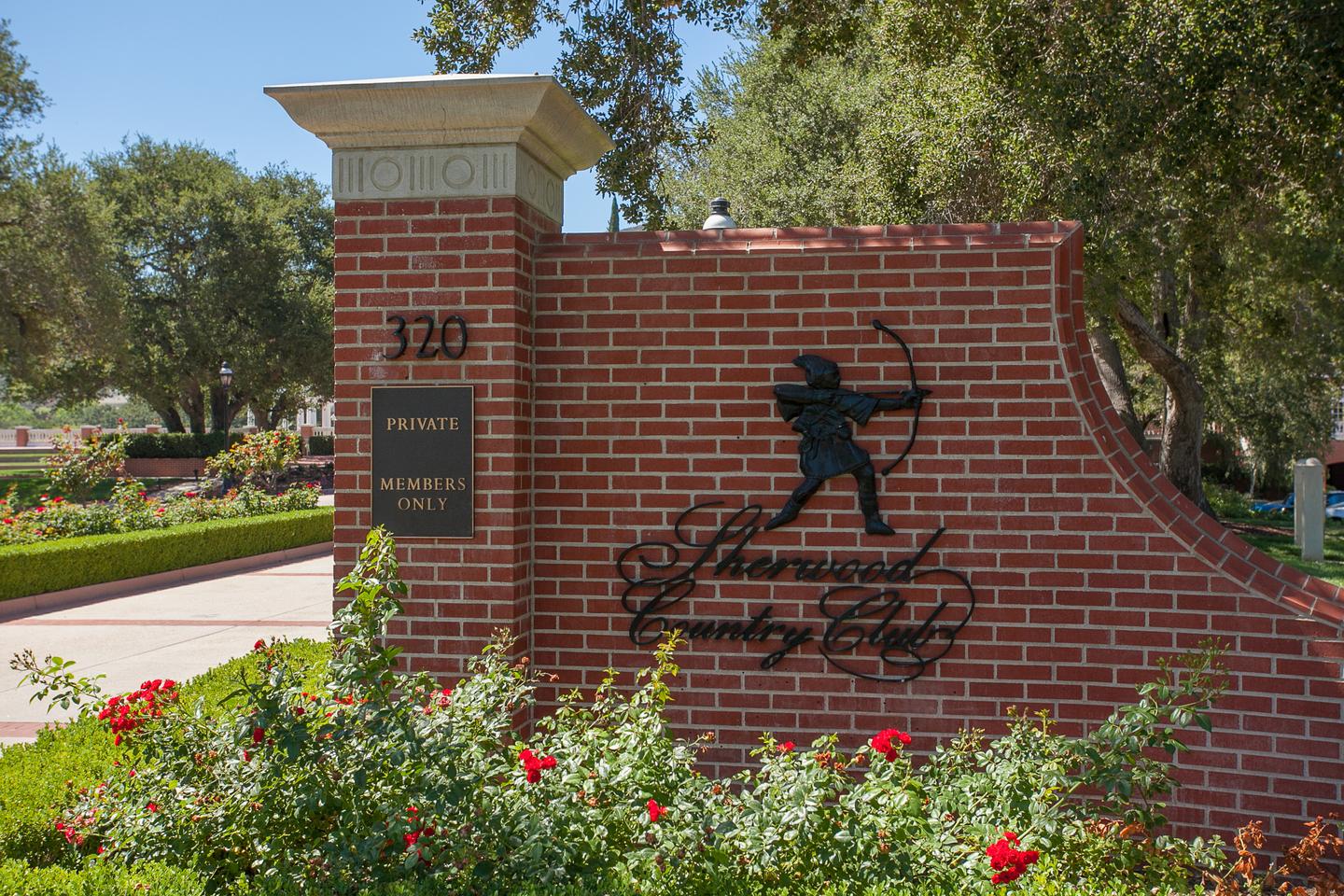 11 - 473 Lower Lake.jpg