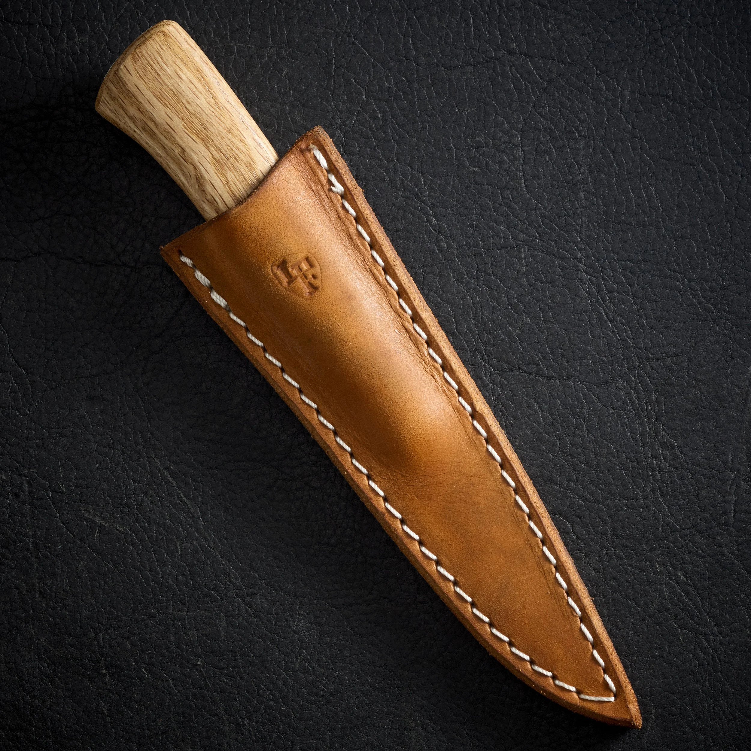 689.LongCarver.Oak.0183.jpg