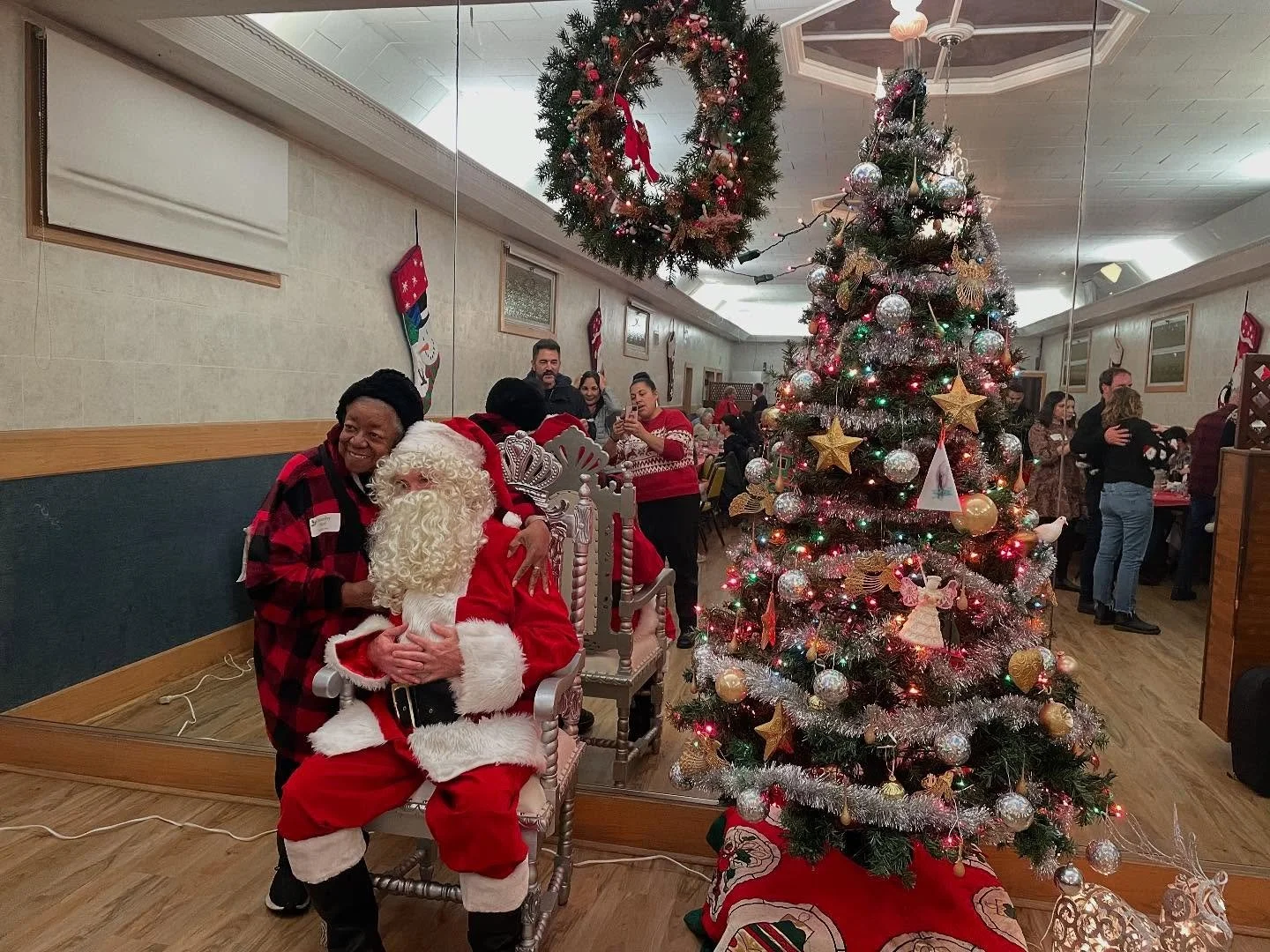 Thank you to Don Roberts, Joan Loeffler, and Farnaz Devitt for organizing this heartfelt holiday get together! 

It was a blast&mdash; another one for the books. This was the 21st annual Portola Neighbors Holiday Party!