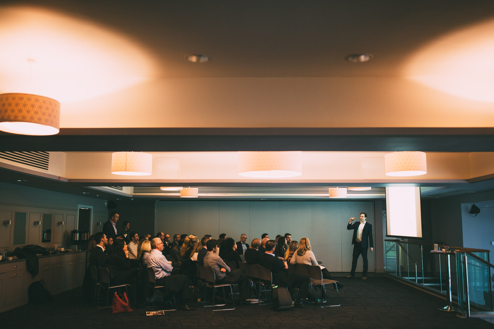 MEETING-56.jpg