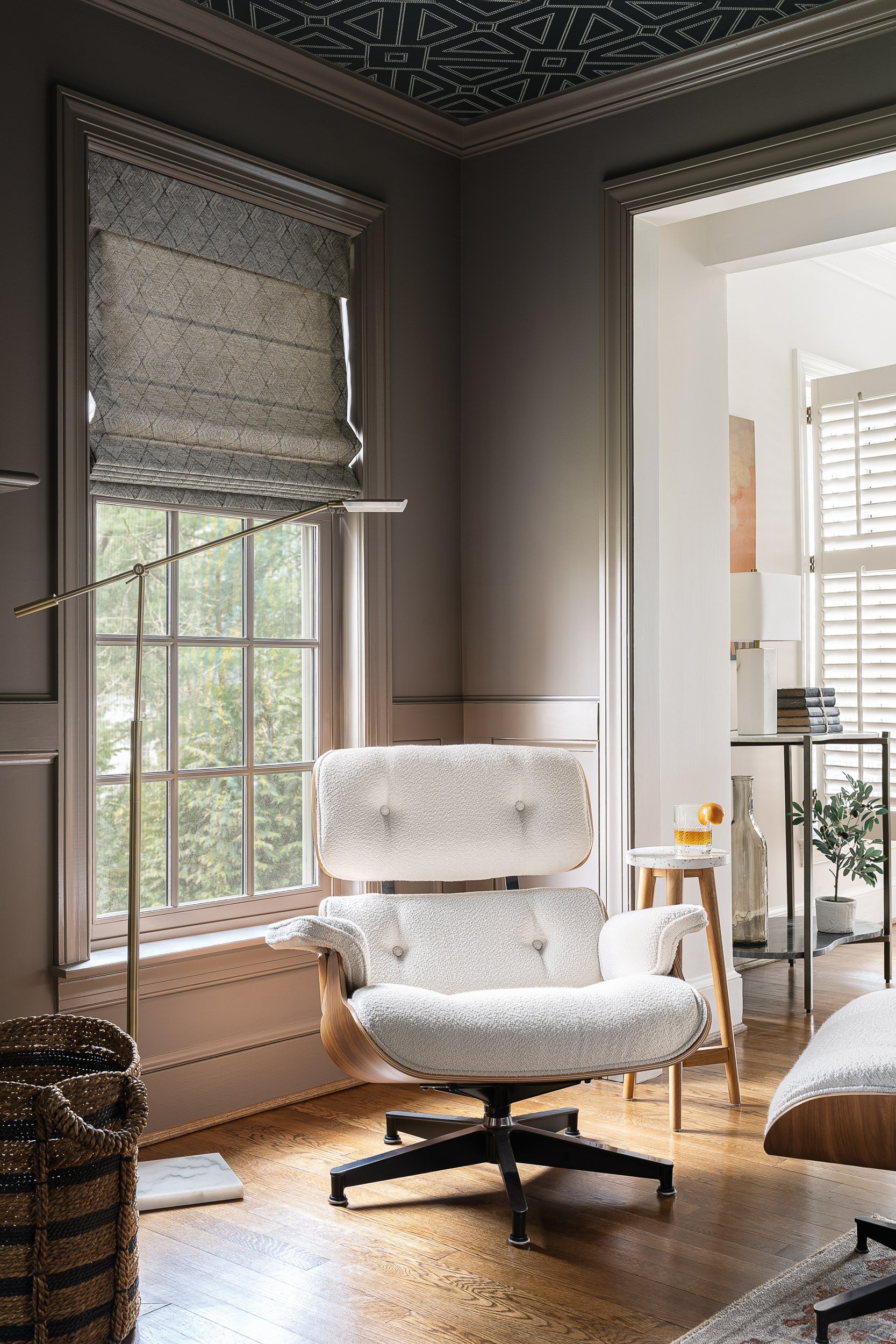 Bedroom reading corner with a patterned ceiling, interior design photography in the DMV area