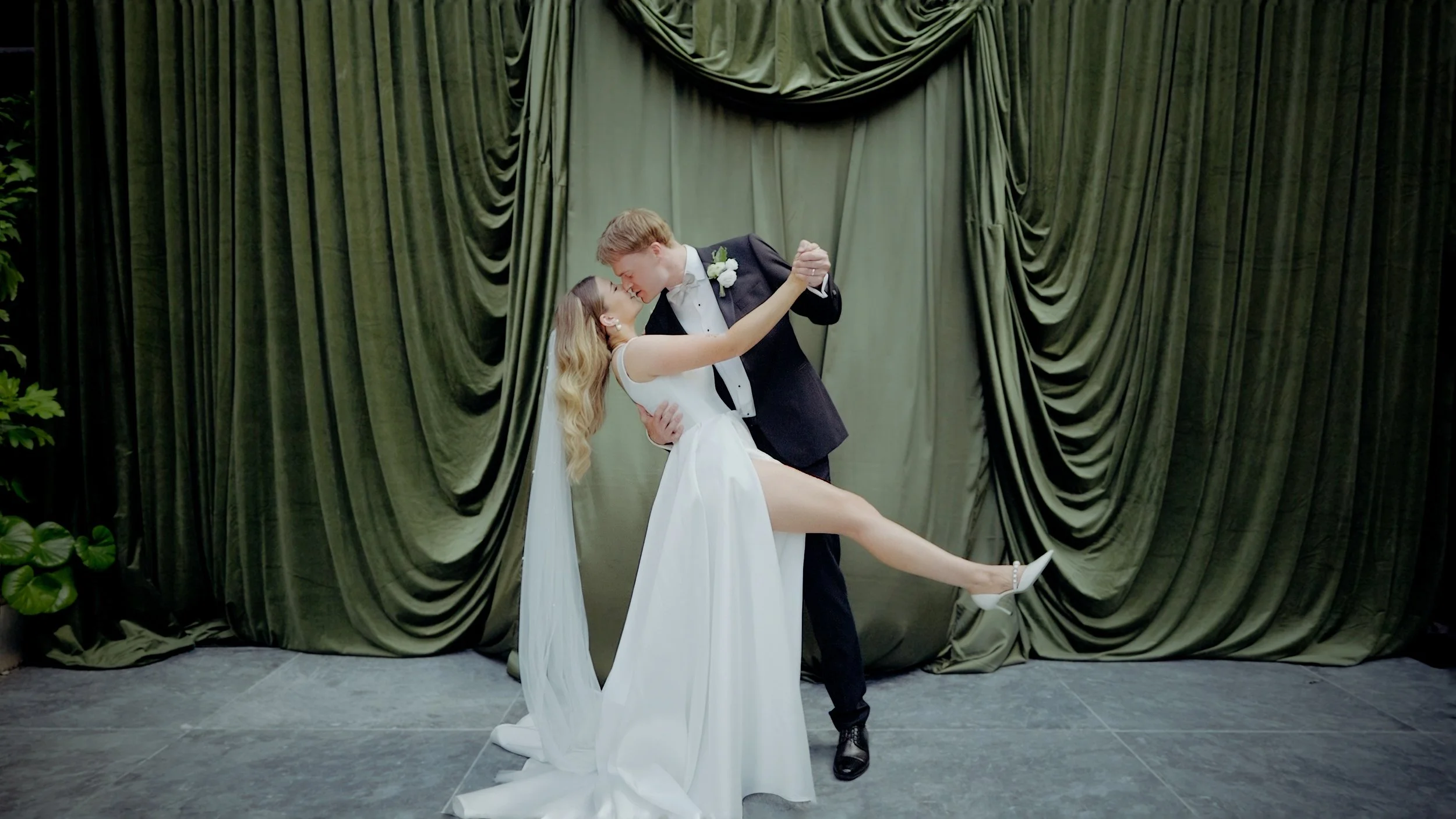 Simon &amp; Lucy’s Wedding at Glasshouse Morningside