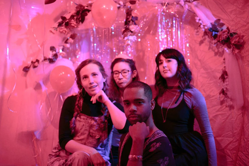 Photo by Liv Jonsè