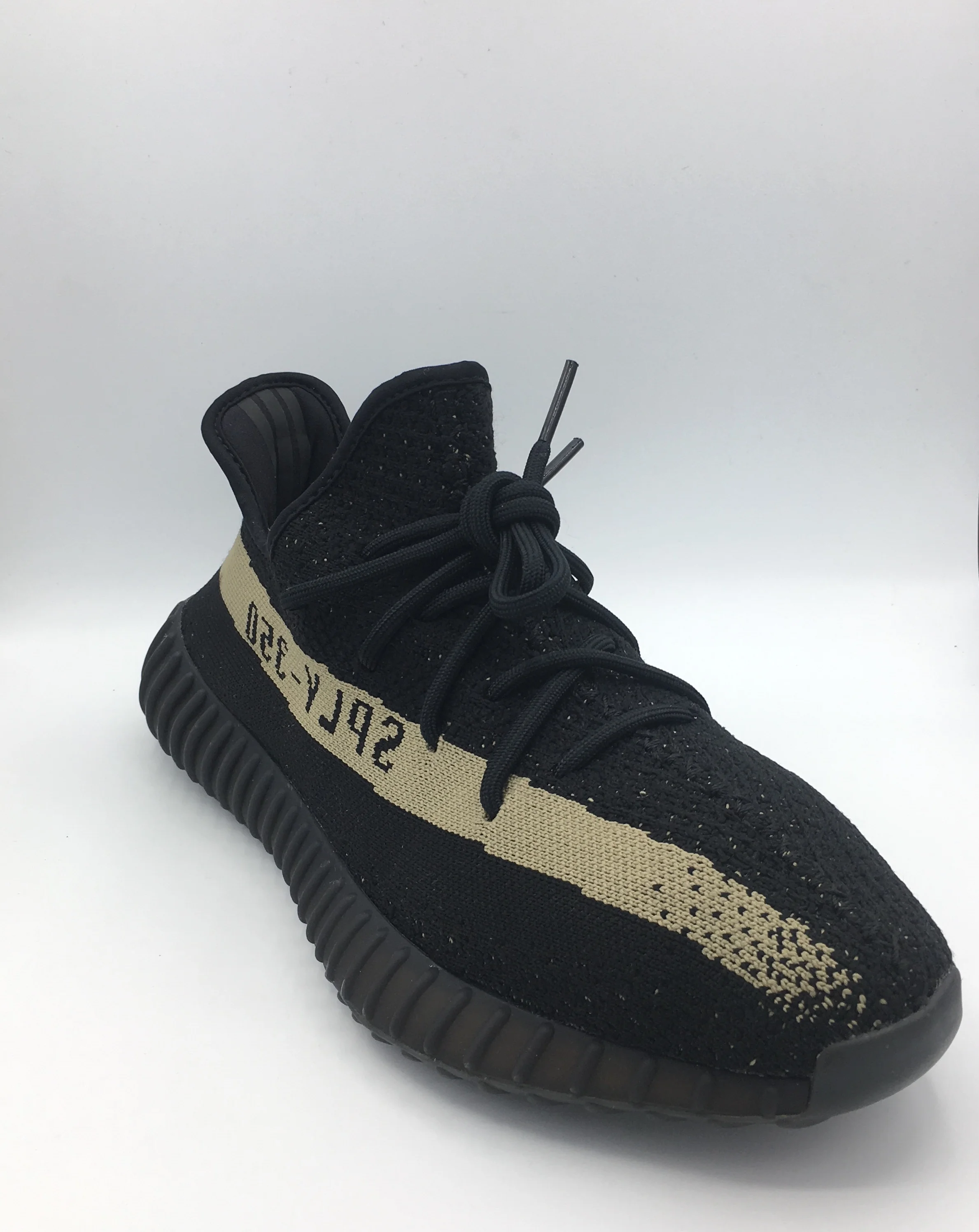 Adidas Yeezy Boost 350 V2 Sneakers 