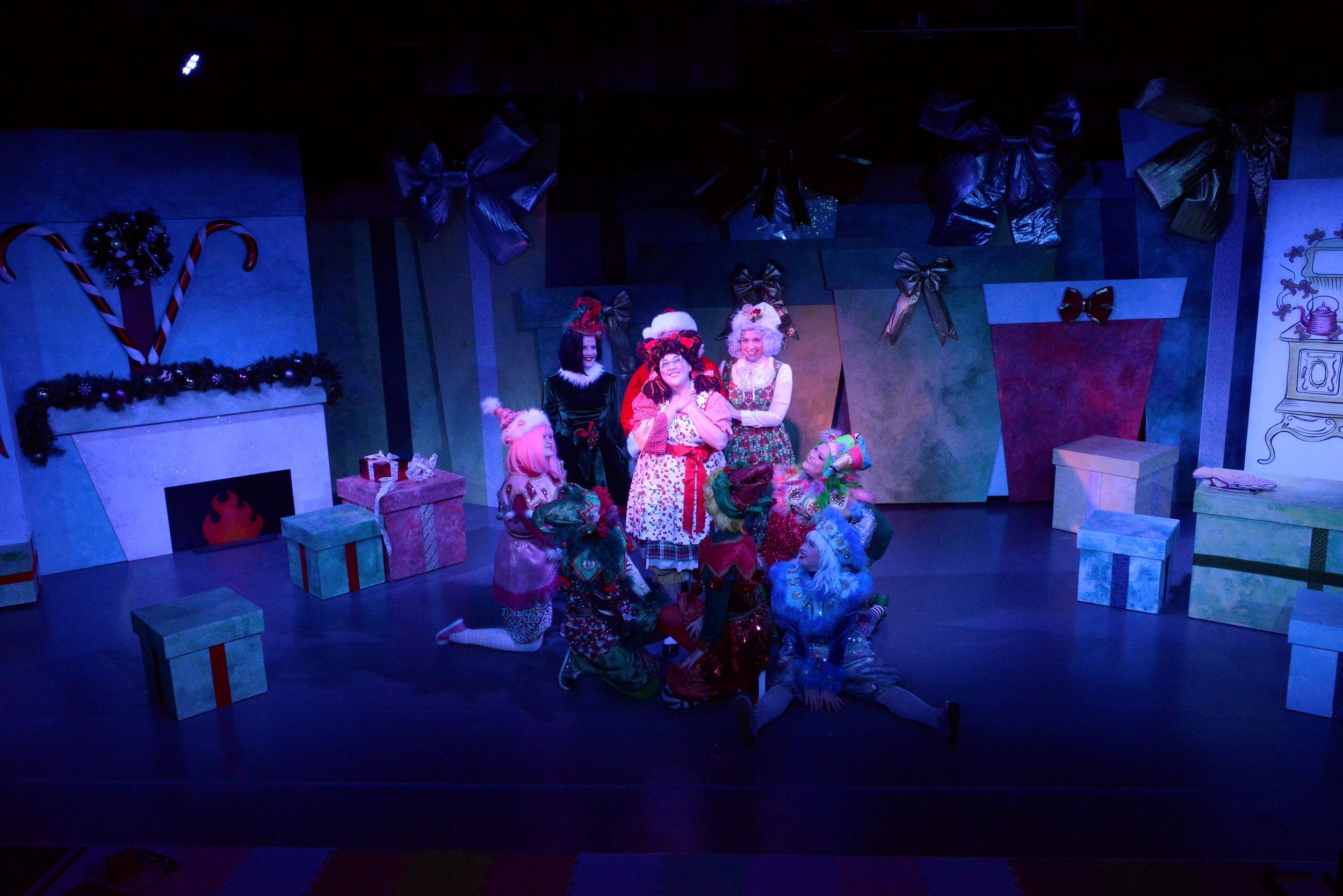 Eleanor's Very Merry Christmas - The Musical The GhostLight Theatre PHOTO Matt Ferguson FergyPIX.com 019.jpg