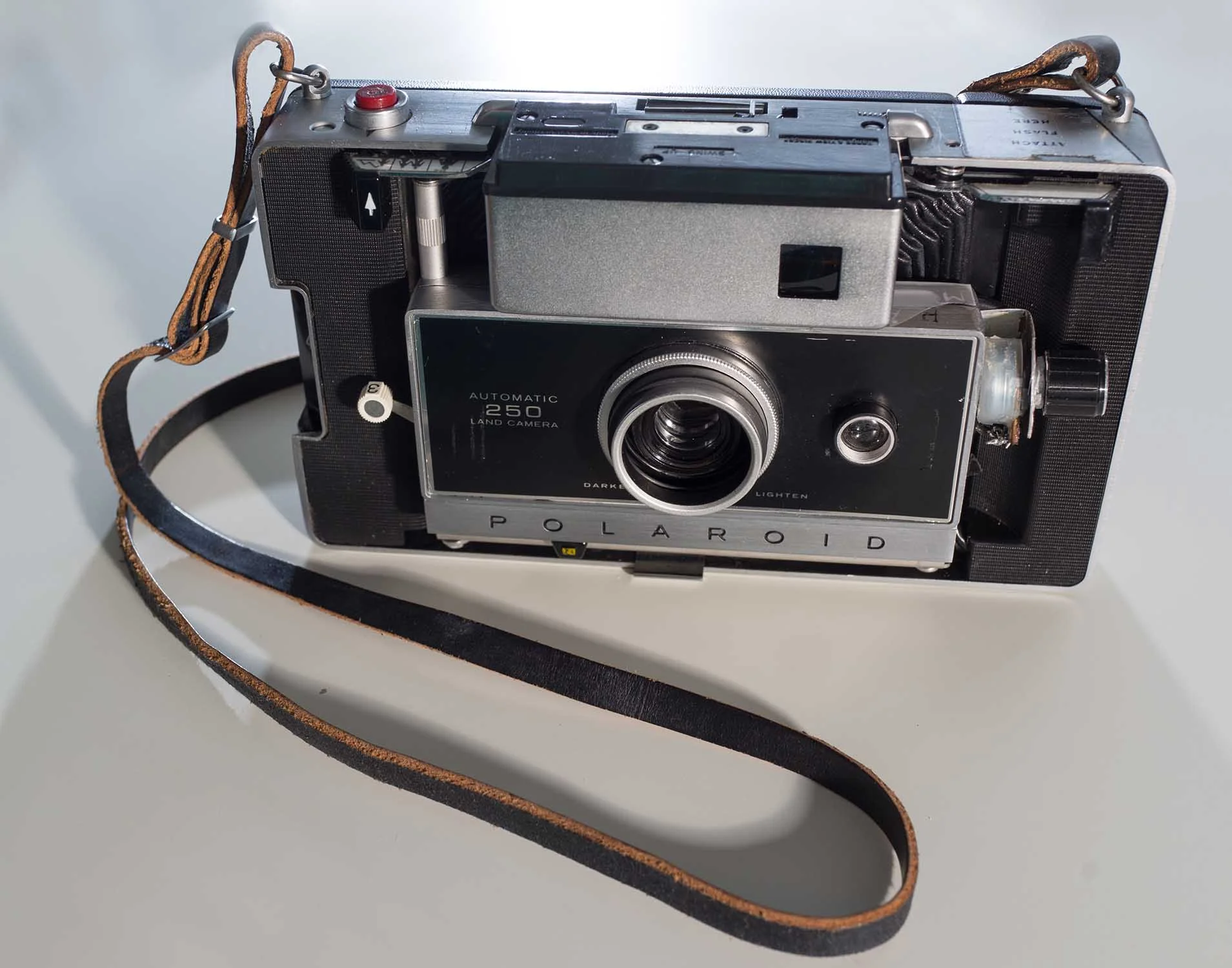 Manual/Automatic Polaroid Model 250