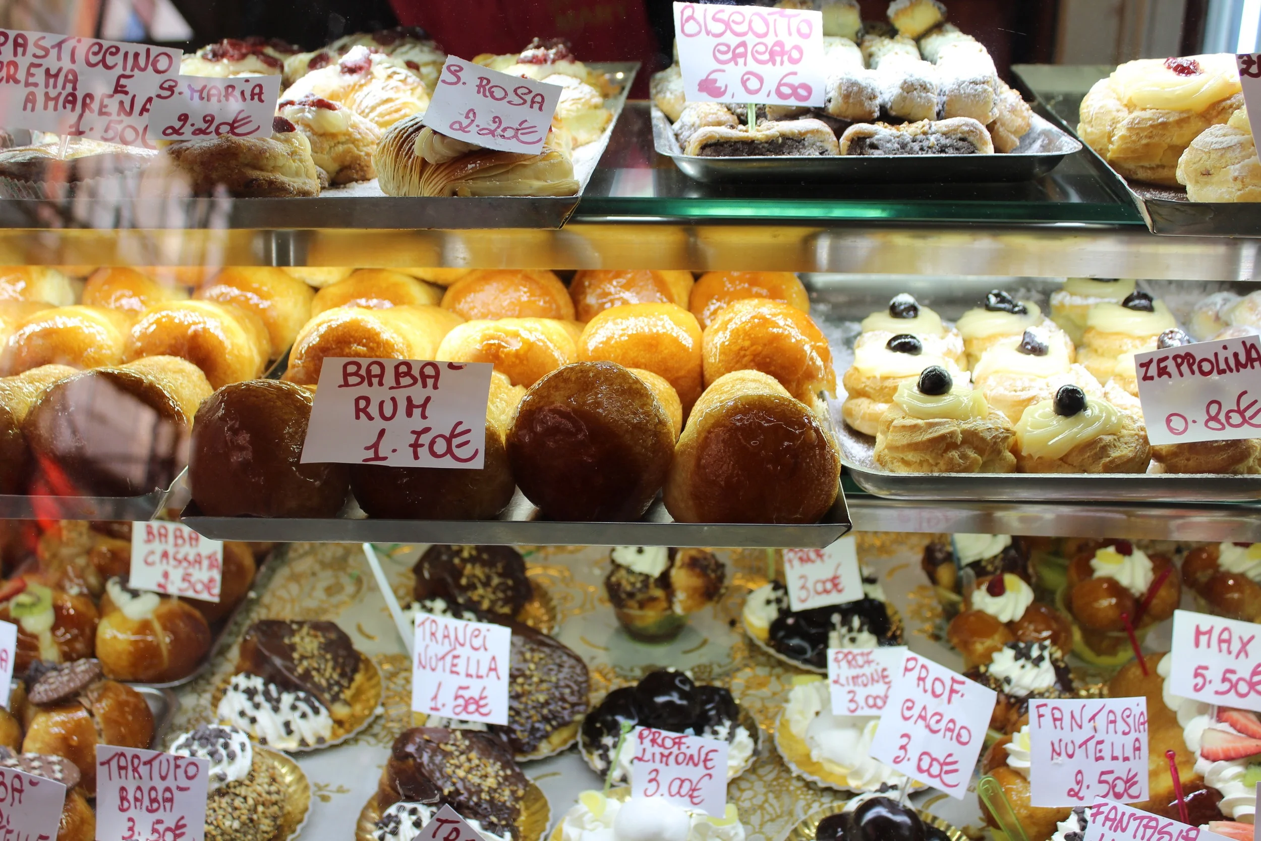 Neapolitan pastries