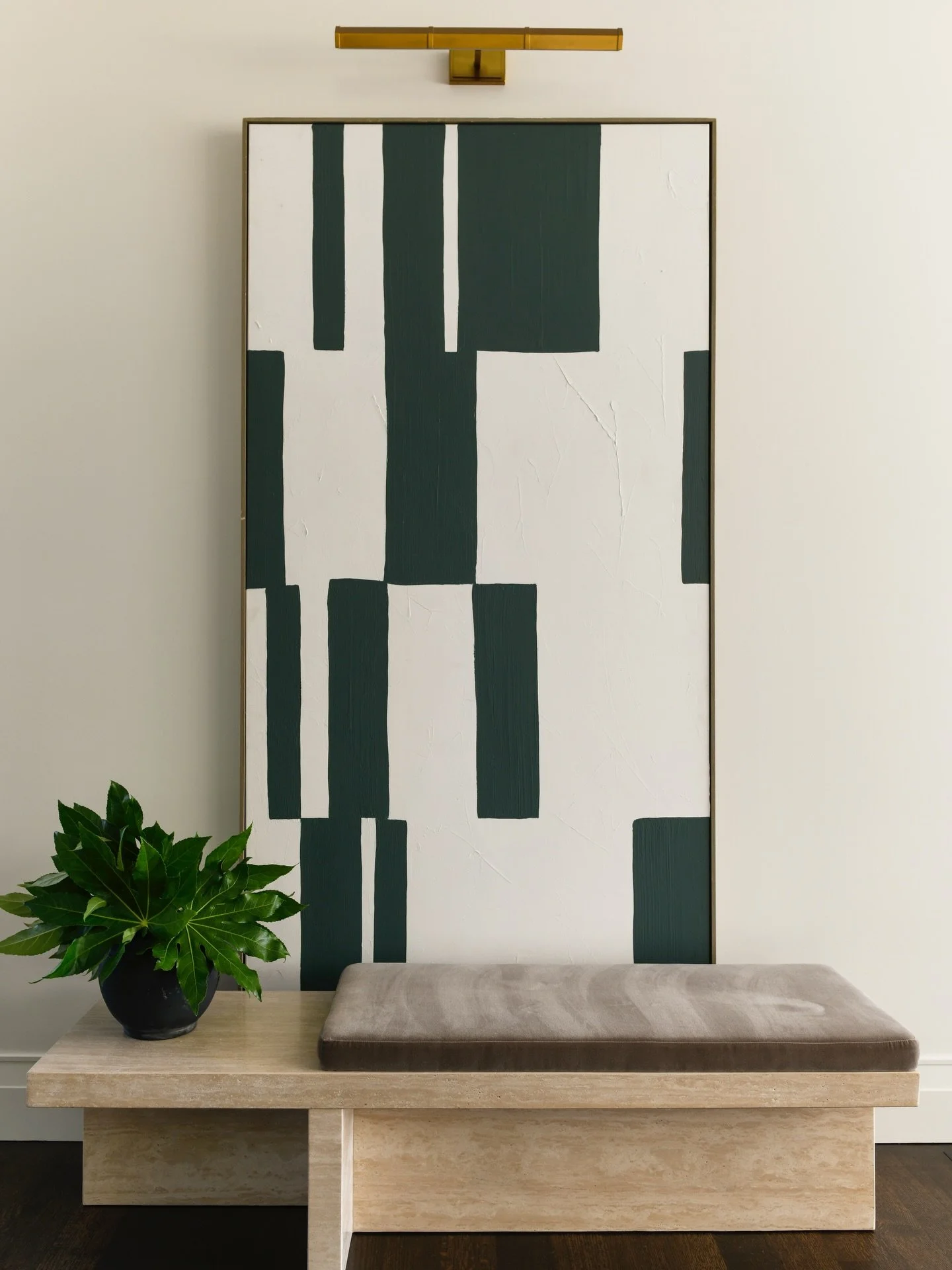 This entry doesn&rsquo;t ask for attention, it just does its job beautifully.

📸: @erinashkelly