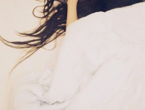 5 reasons why daiIy naps are radical (and essential in my book)