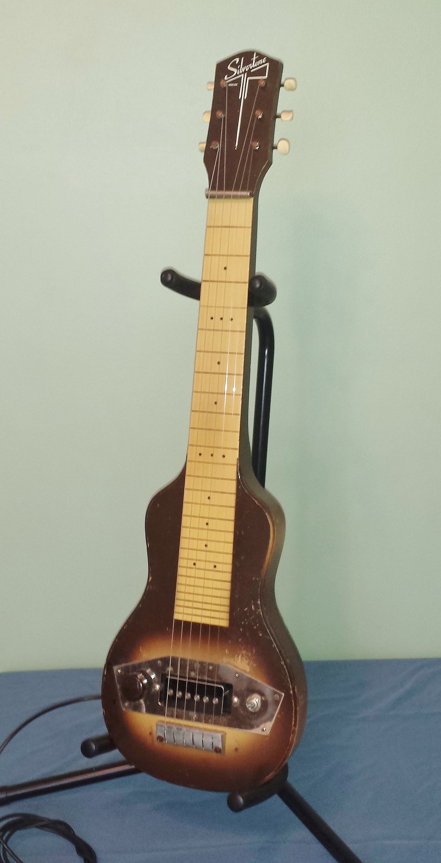 Silvertone ('50s).jpg