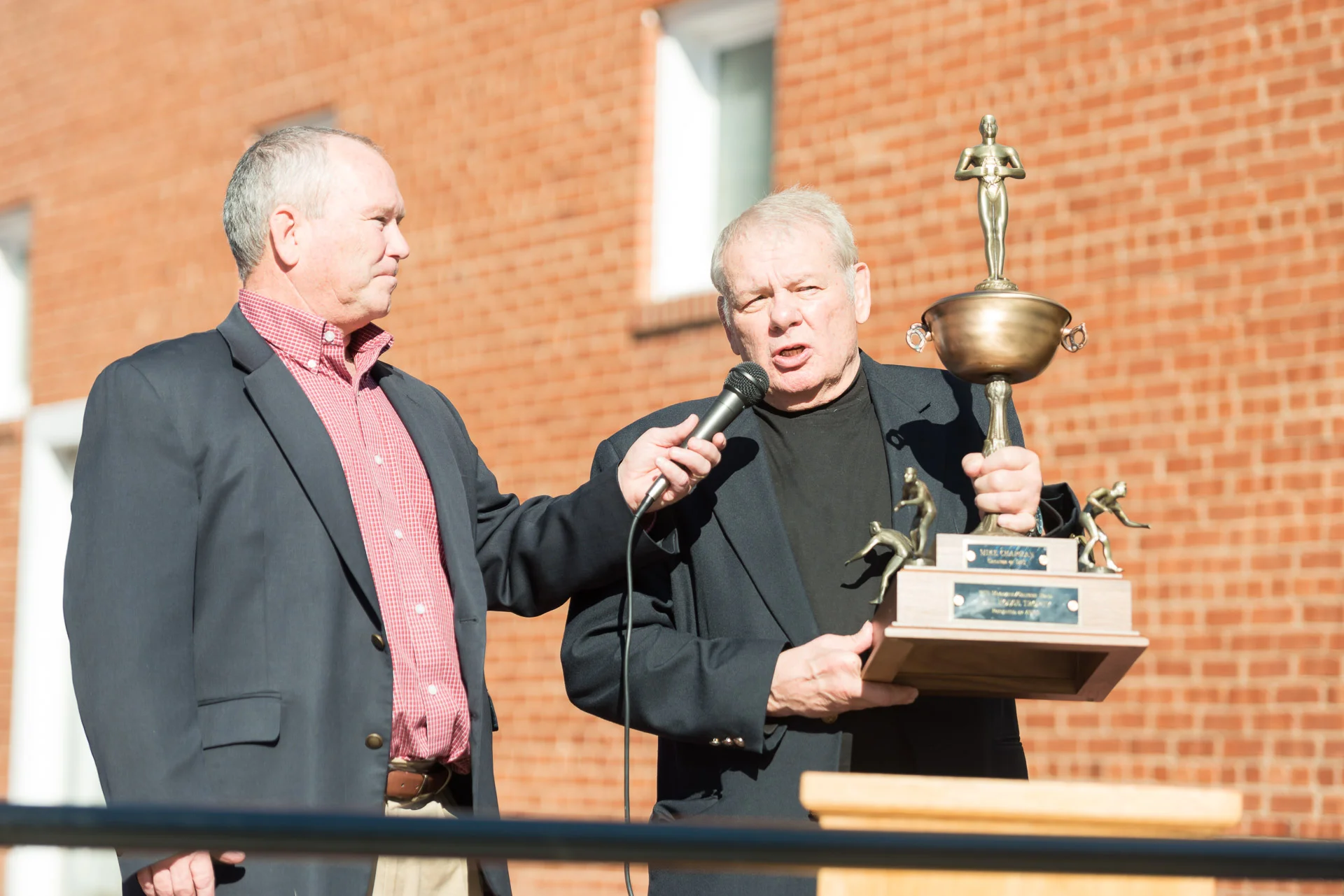 Perry Wrestling VanBebber Statue 1920px - 382.jpg